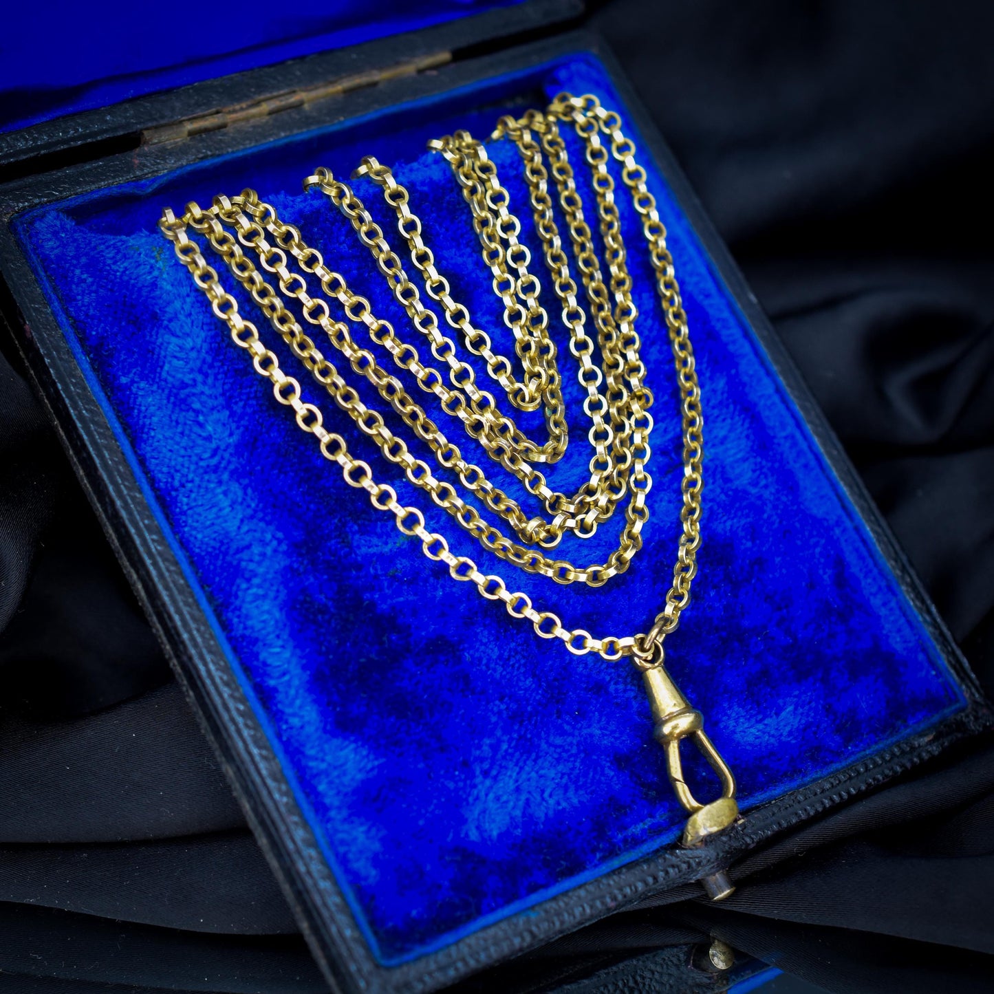 Antique Rolled Gold Rolo Link Guard Chain Necklace with Dog Clip | 54"