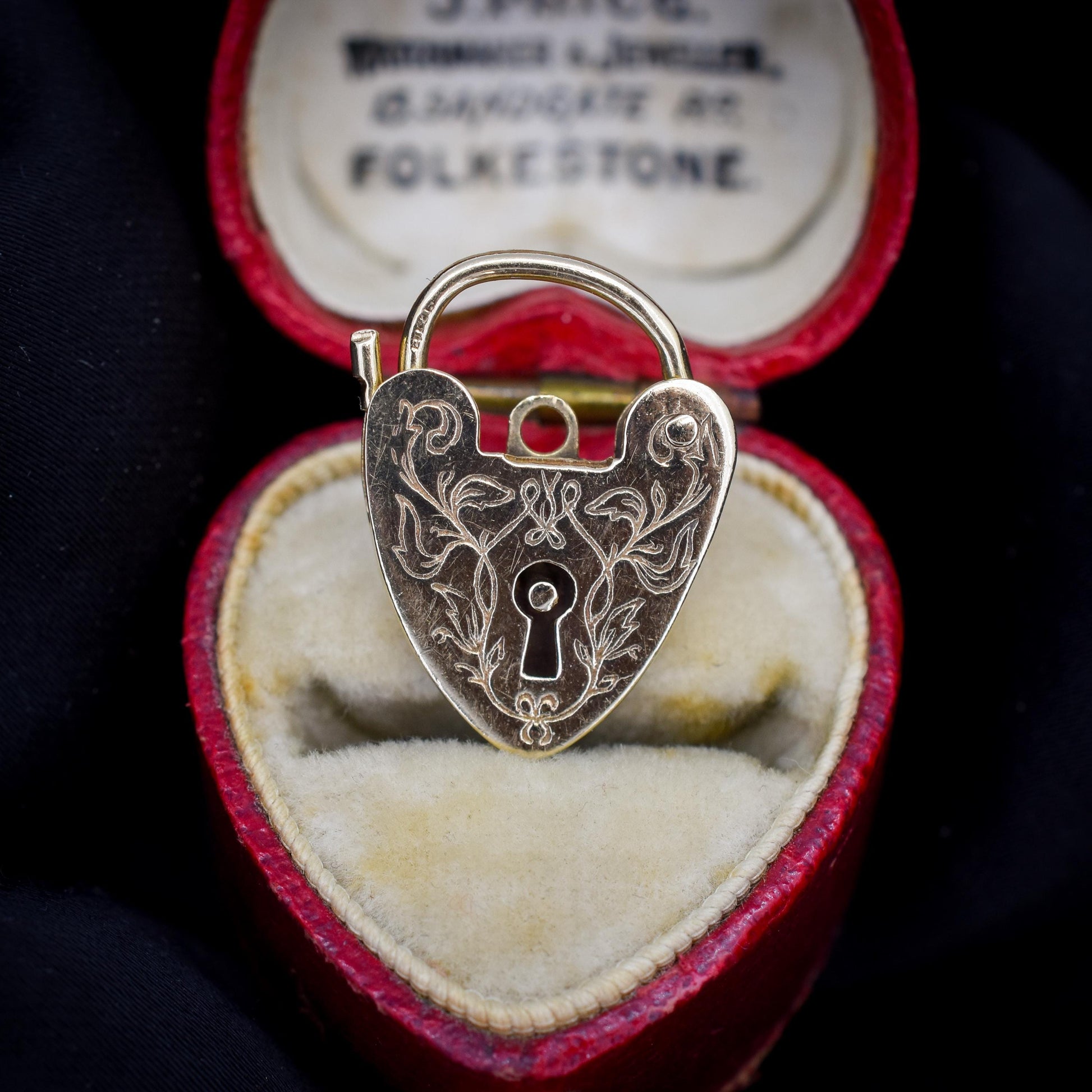 Vintage 9ct Yellow Gold Engraved Fancy Heart Padlock Charm Pendant