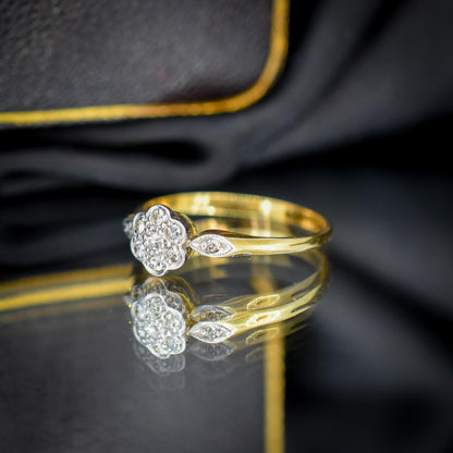 Vintage Diamond Cluster Daisy 18ct Yellow Gold Ring