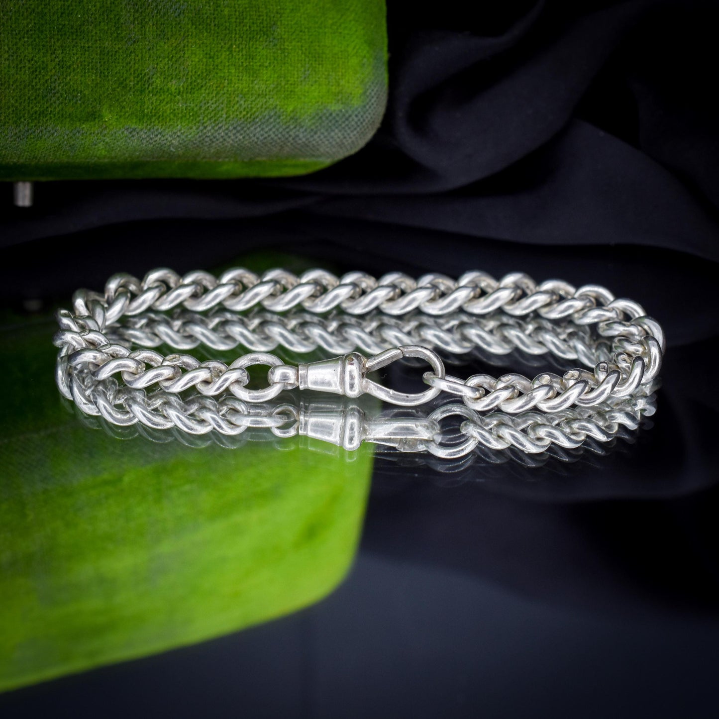 Antique Graduated Curb Sterling Silver Bracelet with Dog Clip | 7.25"