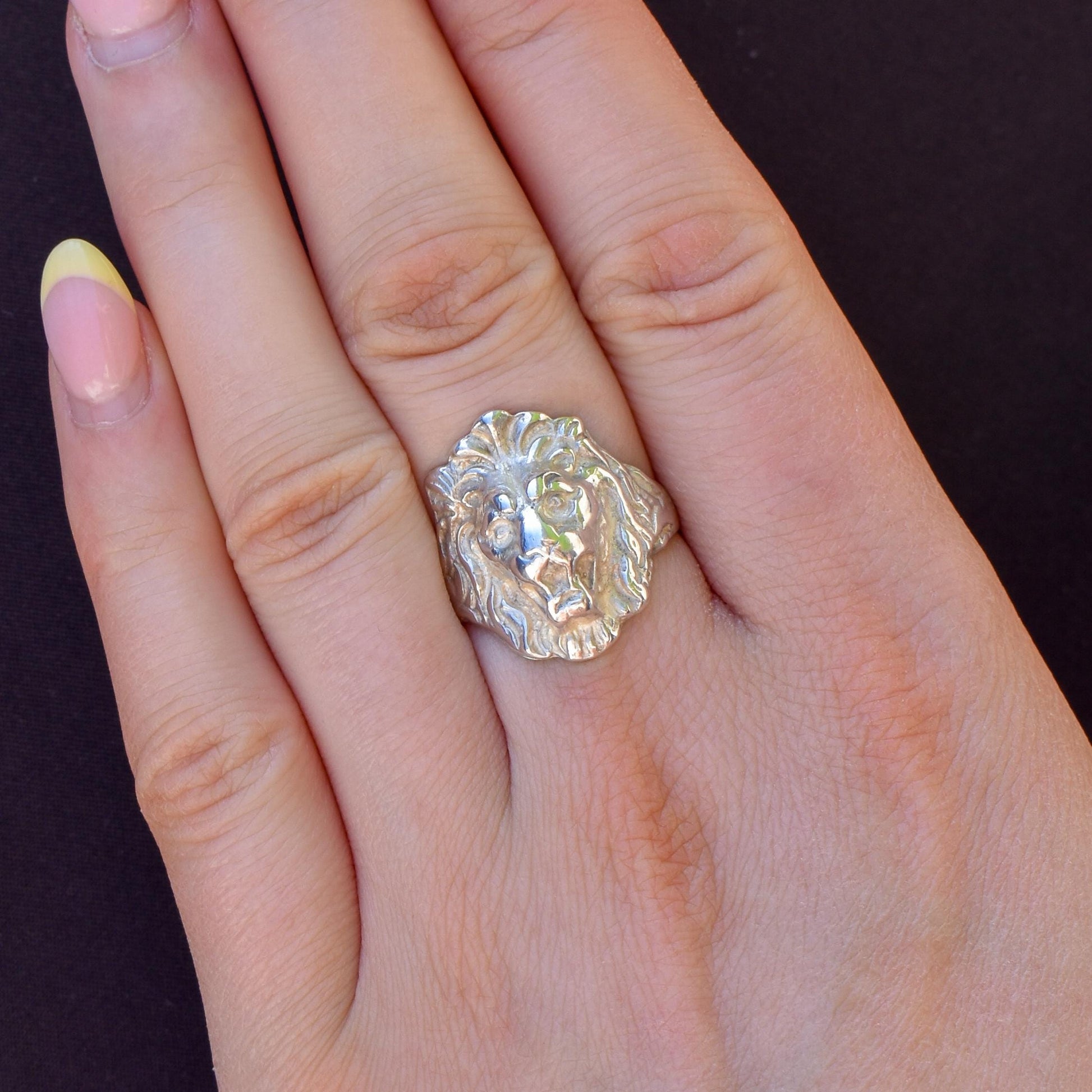Vintage Lions Head Sterling Silver Signet Ring