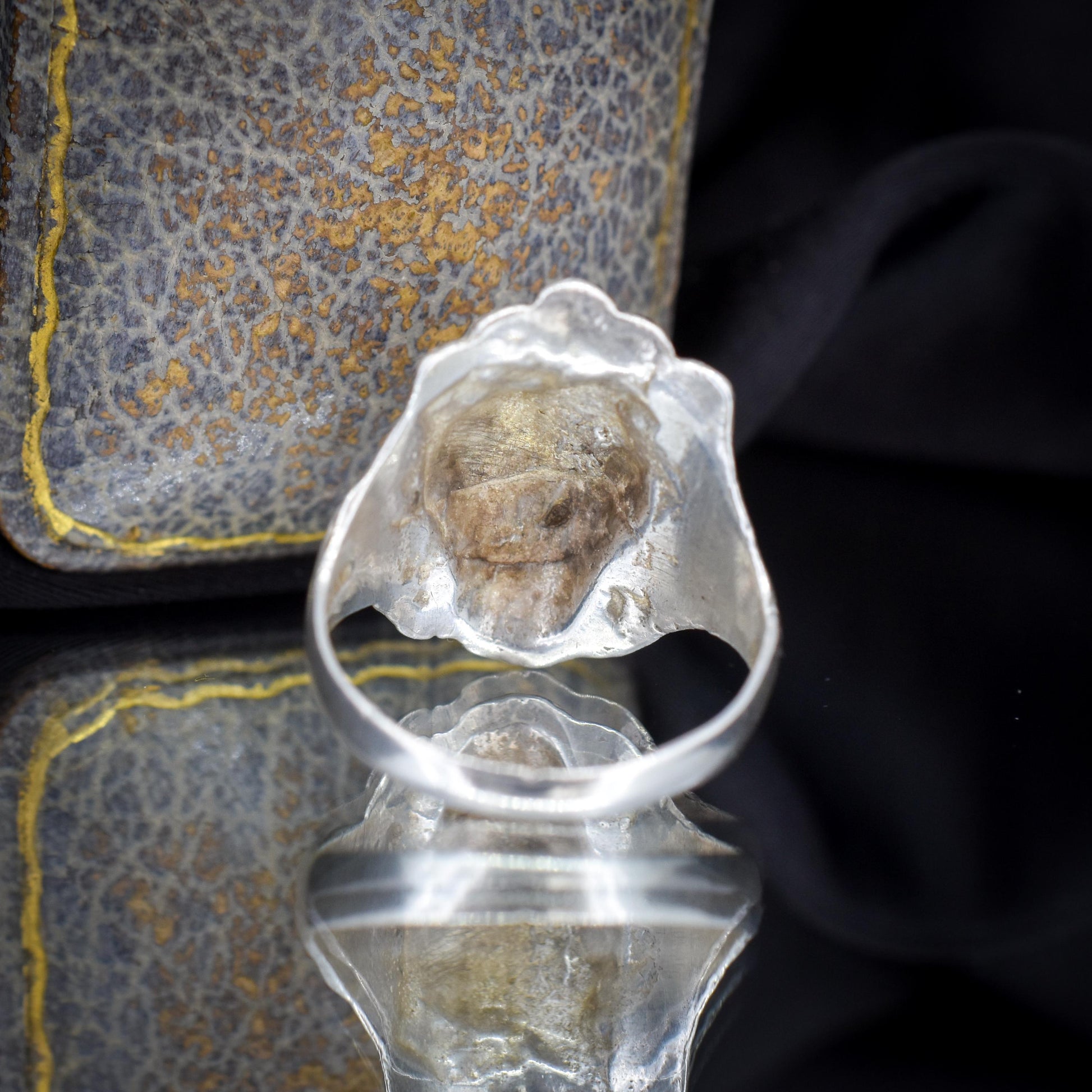 Vintage Lions Head Sterling Silver Signet Ring