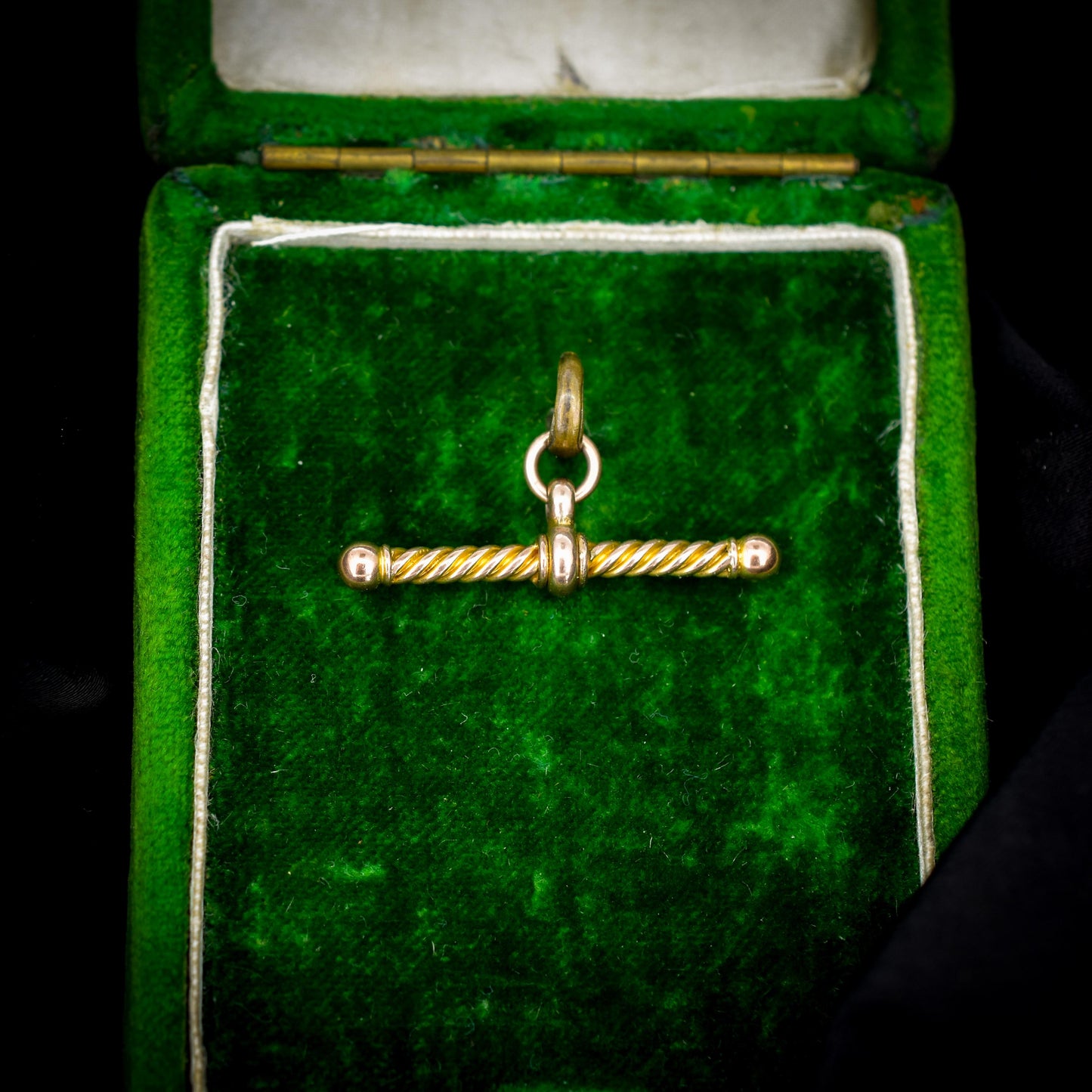 Antique 9ct Gold Fancy Twisted T-Bar Pendant Charm