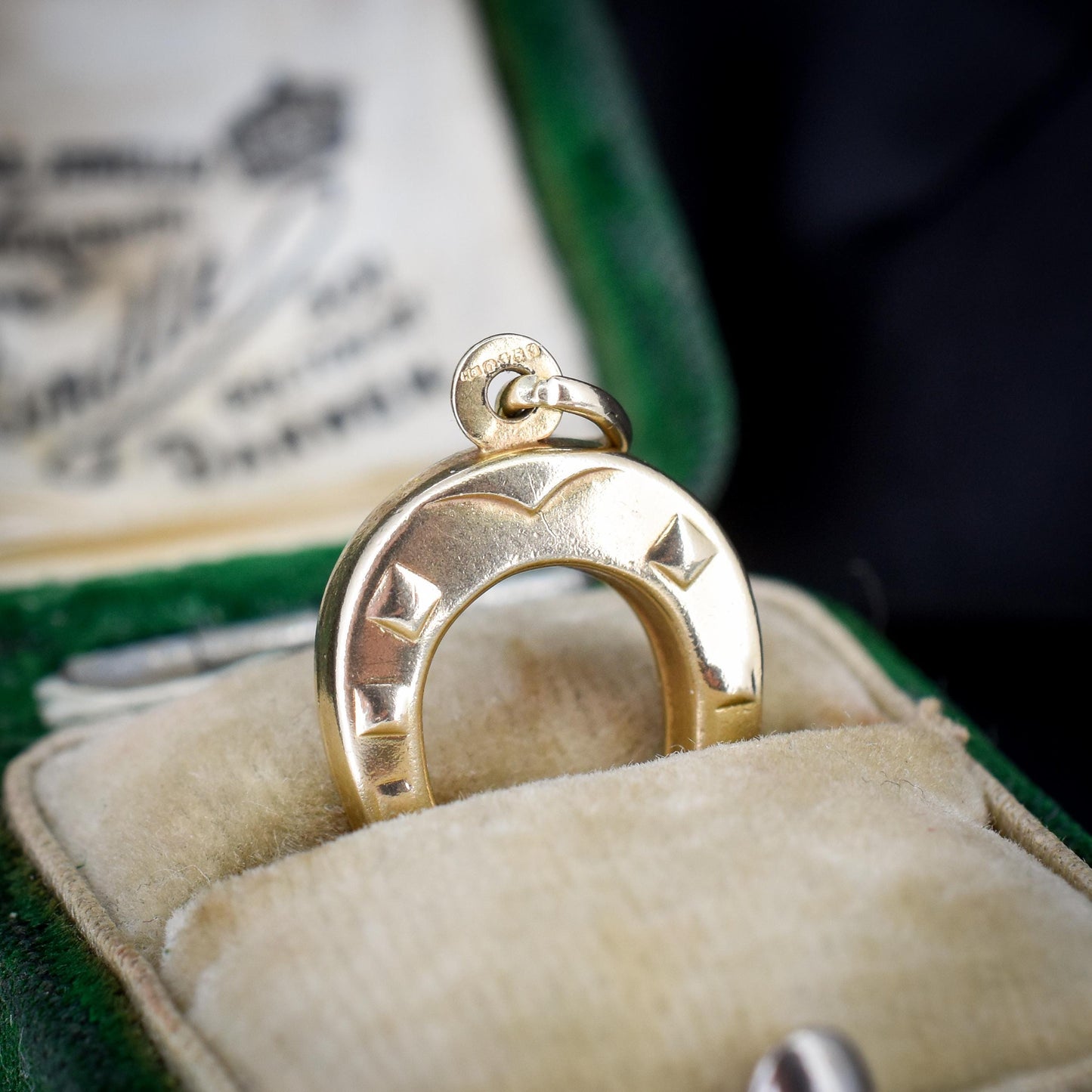 Vintage Unoaerre 9ct Gold Lucky Horseshoe Charm Pendant