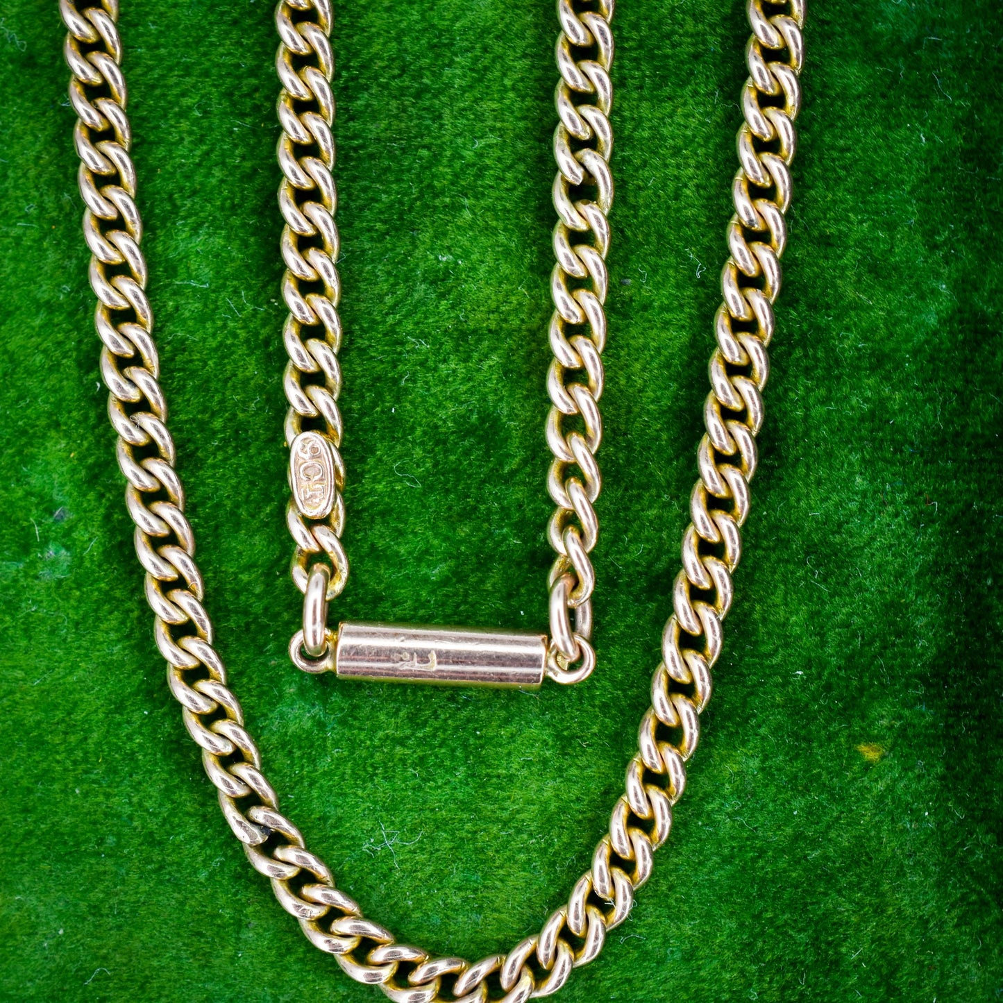 Antique 9ct Gold Flat Curb Link Chain Necklace with Barrel Clasp | 15.25"