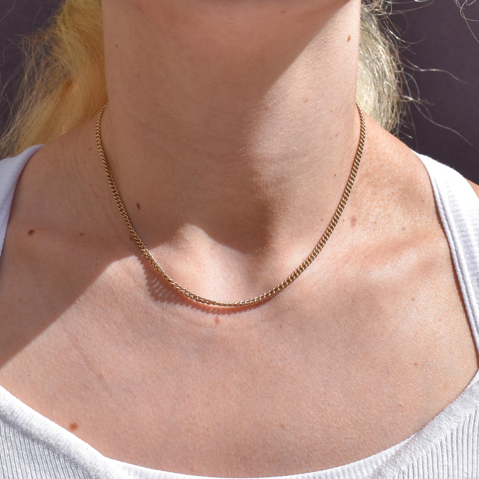 Antique 9ct Gold Flat Curb Link Chain Necklace with Barrel Clasp | 15.25"