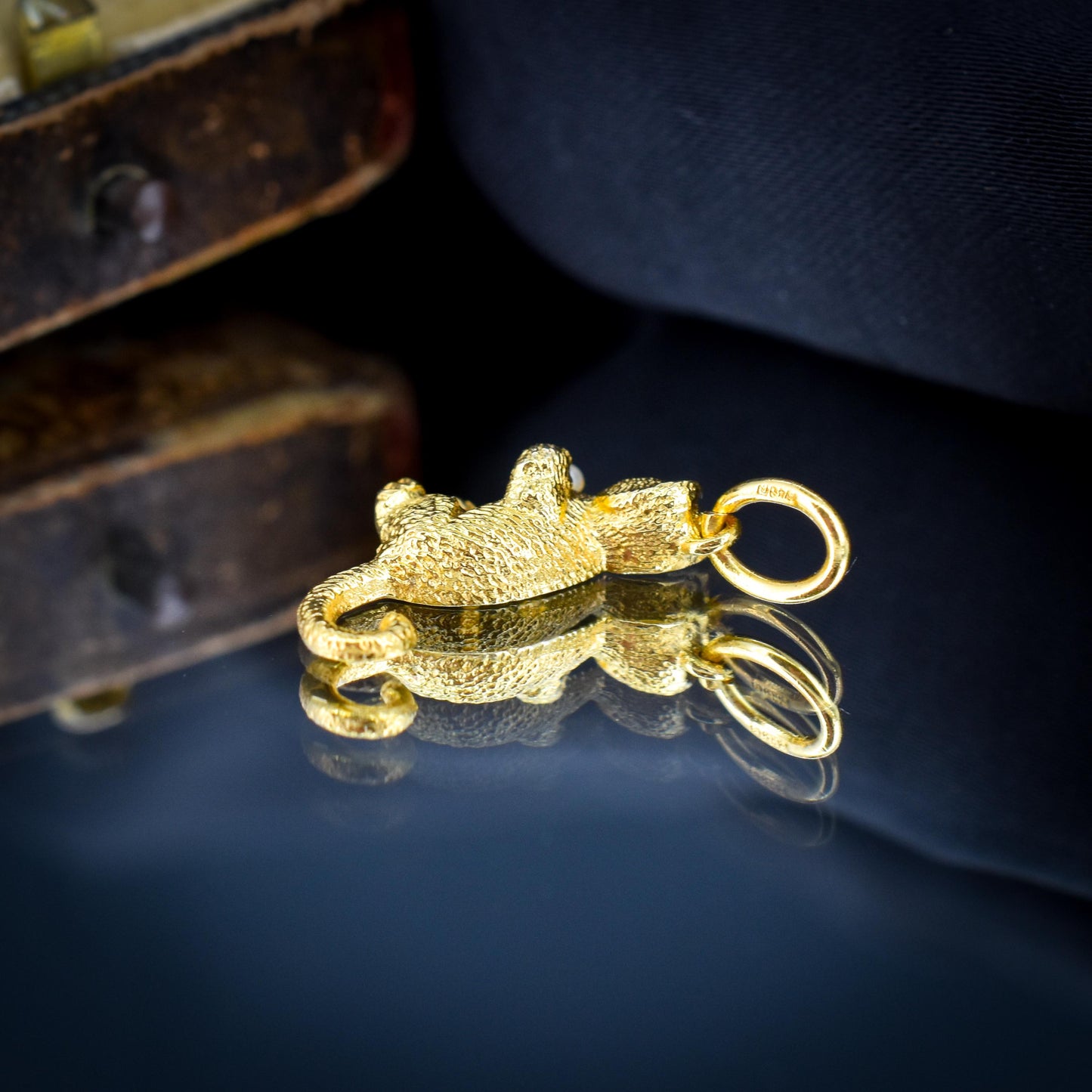 Vintage 9ct Yellow Gold 'Playful' Pearl Cat Charm | Dated 1966