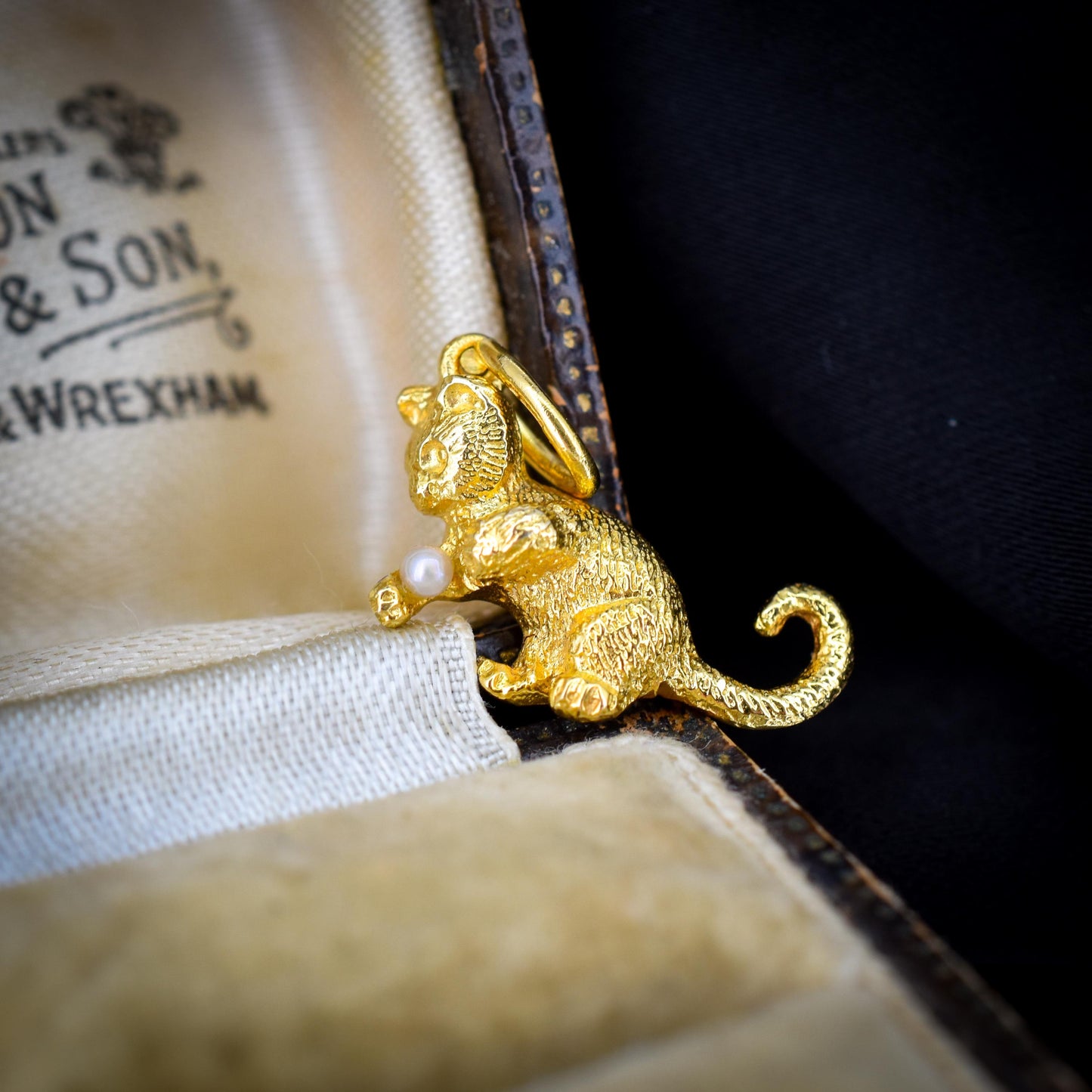 Vintage 9ct Yellow Gold 'Playful' Pearl Cat Charm | Dated 1966