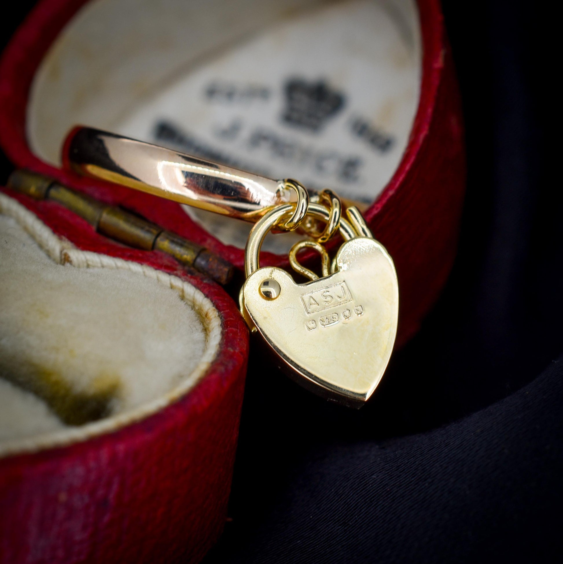 Vintage Heart Padlock Drop 9ct Gold Band Ring | B'ham 1930