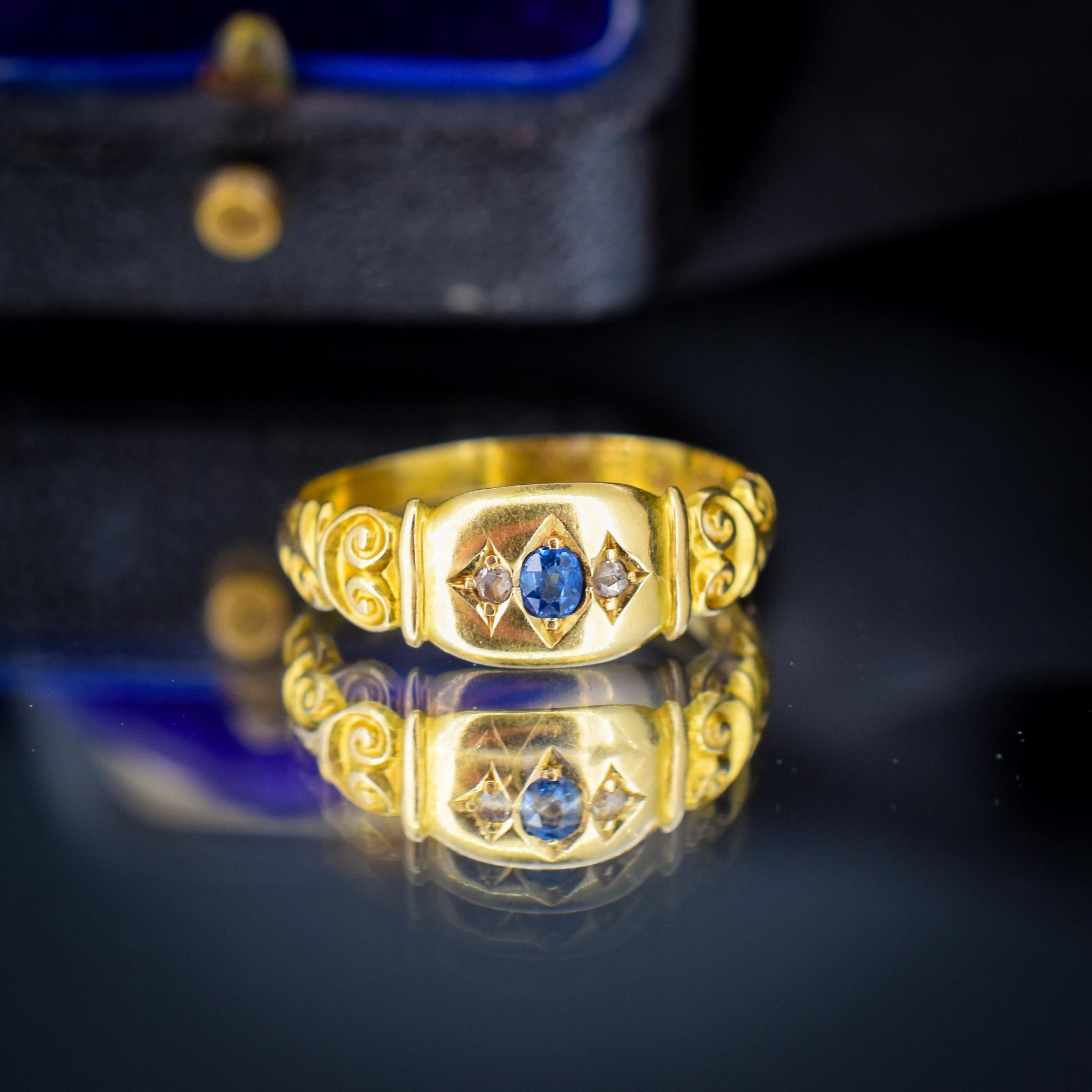 Antique Sapphire and Diamond Starburst Gypsy 18ct Yellow Gold Ring - Chester