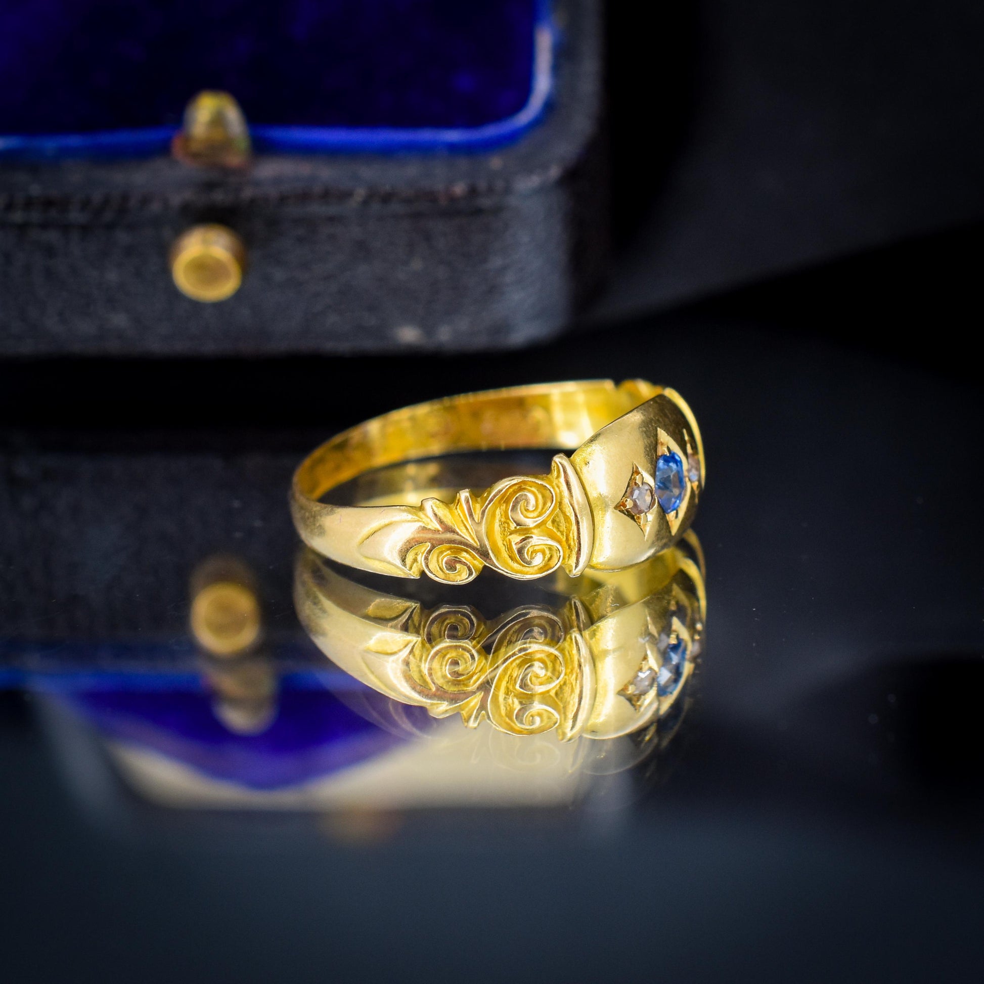 Antique Sapphire and Diamond Starburst Gypsy 18ct Yellow Gold Ring - Chester