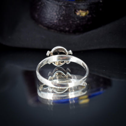 Vintage Sterling Silver Skull and Crossbones Ring