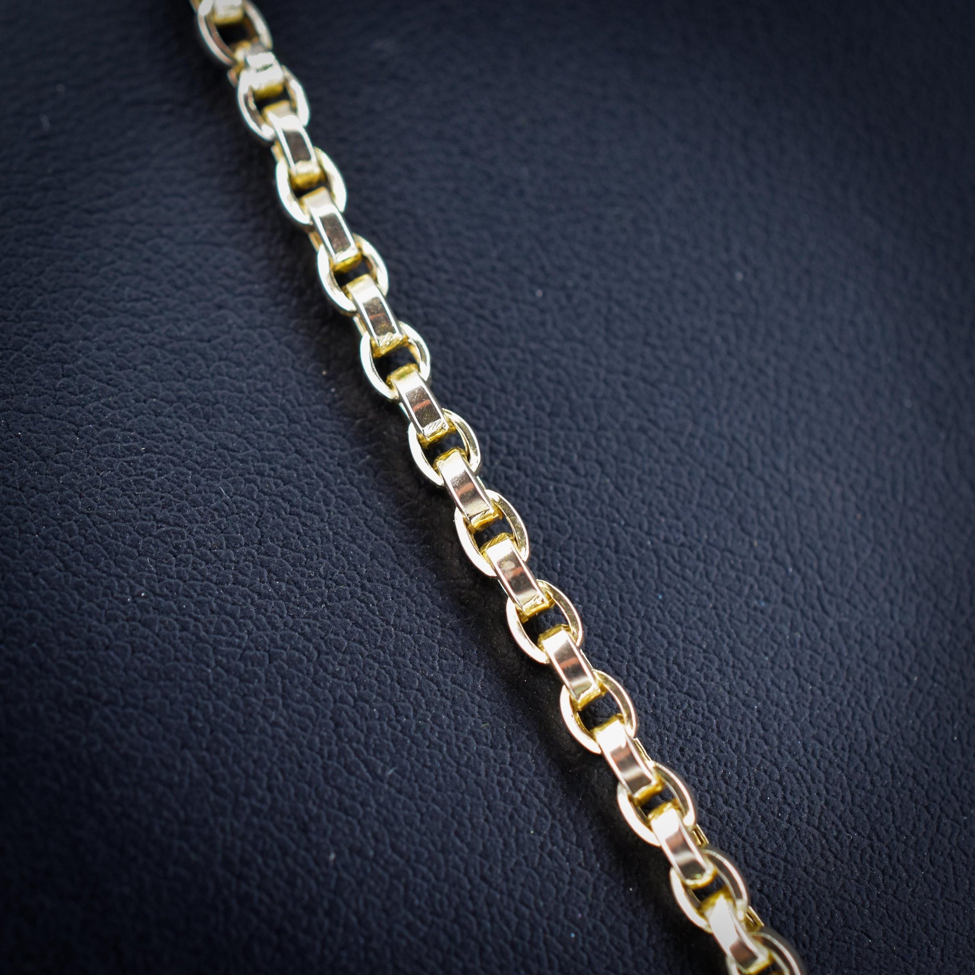 Antique 9ct Yellow Gold Oval Link Chain Necklace with Dog Clip | 20.75"