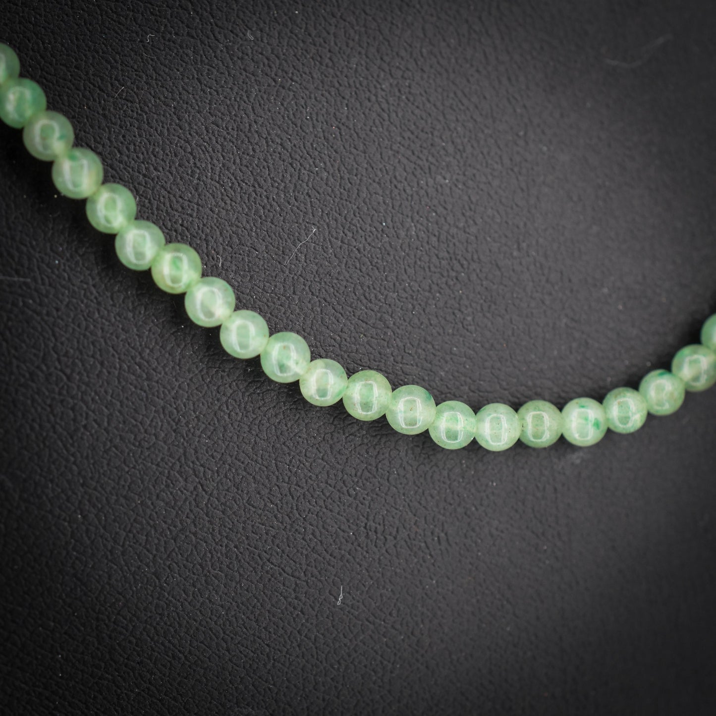 Art Deco Jade Round Beaded Necklace | 23.5"