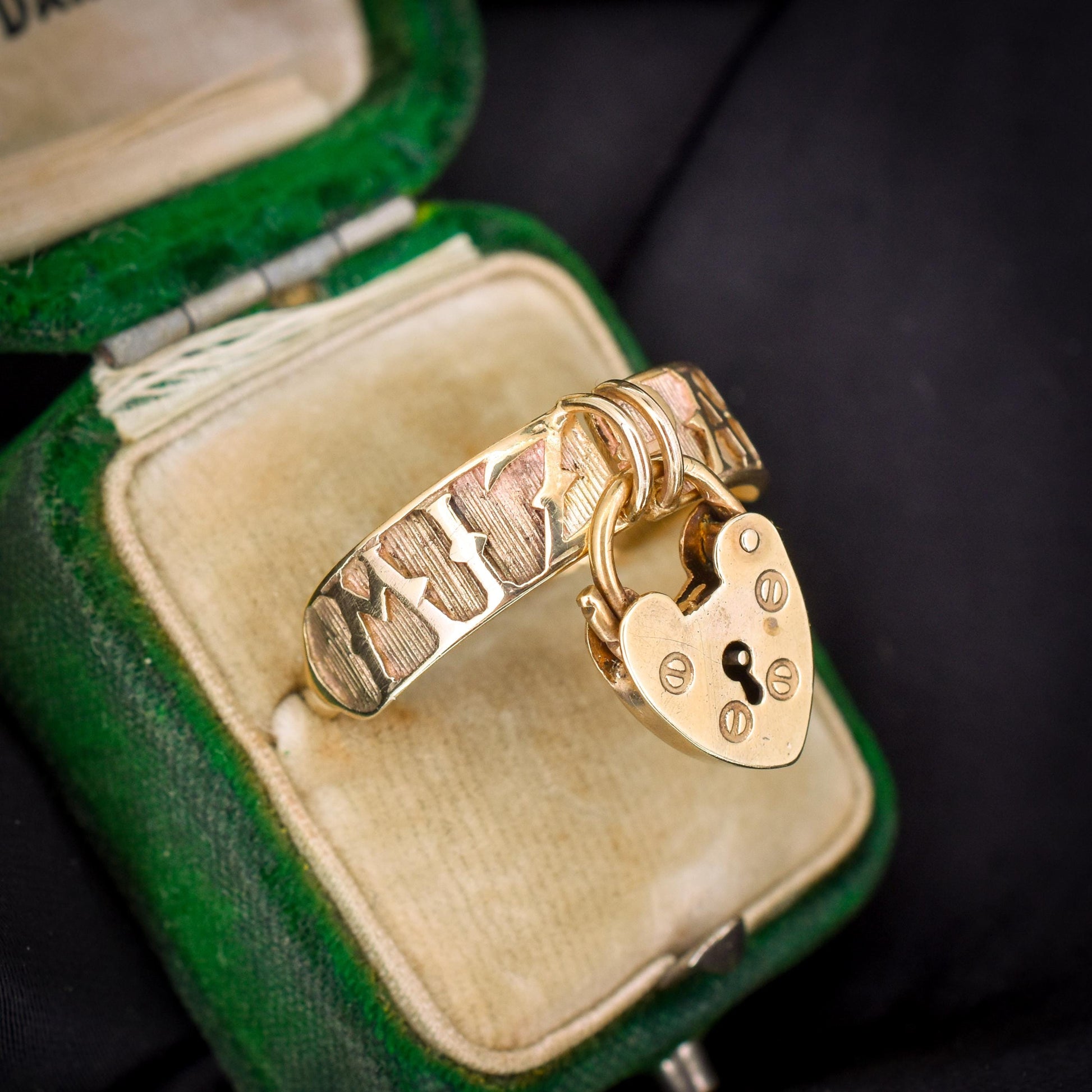 Vintage Heart Padlock Drop 'MIZPAH' 9ct Yellow Gold Band Ring