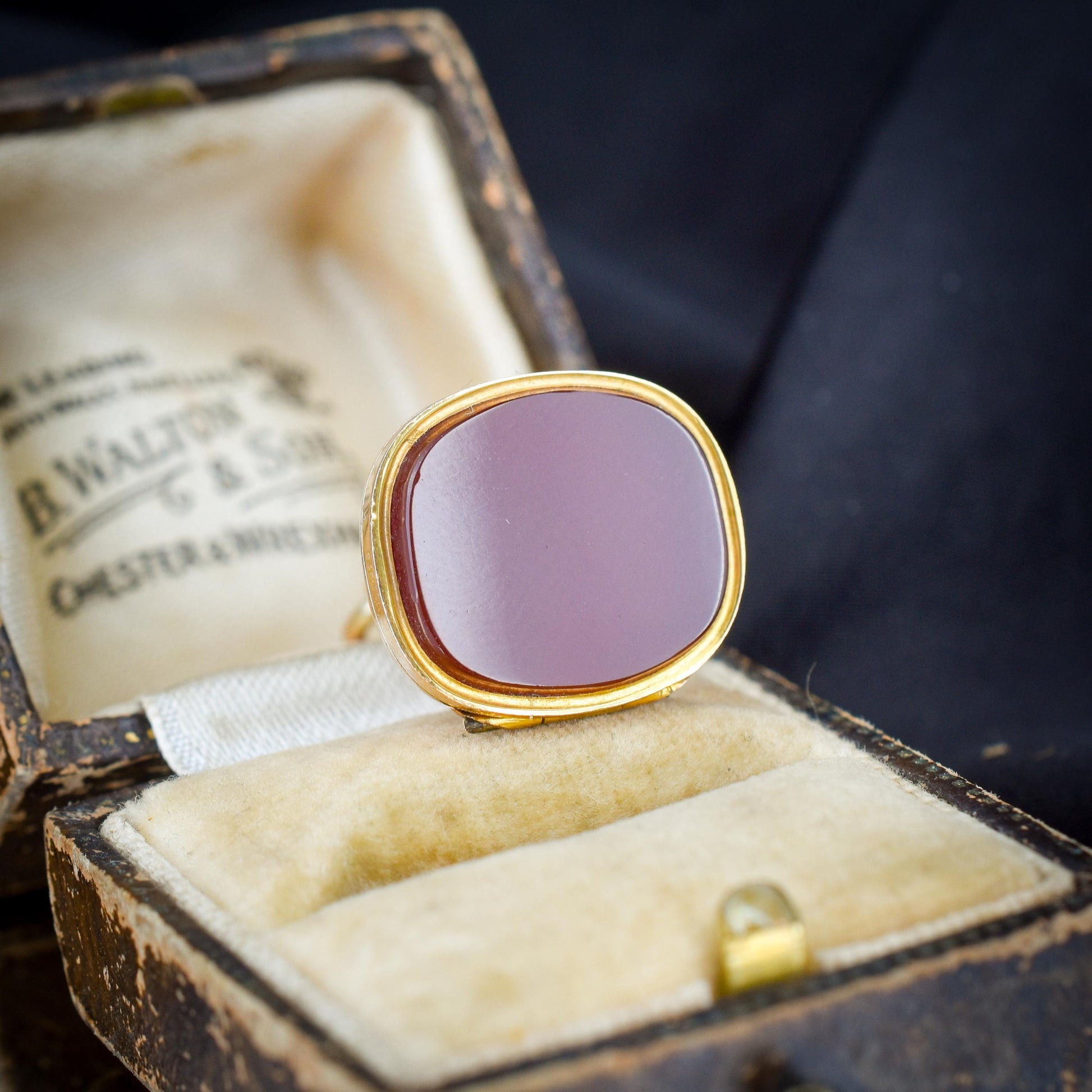 Antique Edwardian Carnelian 9ct Gold Locket Fob | Dated 1910