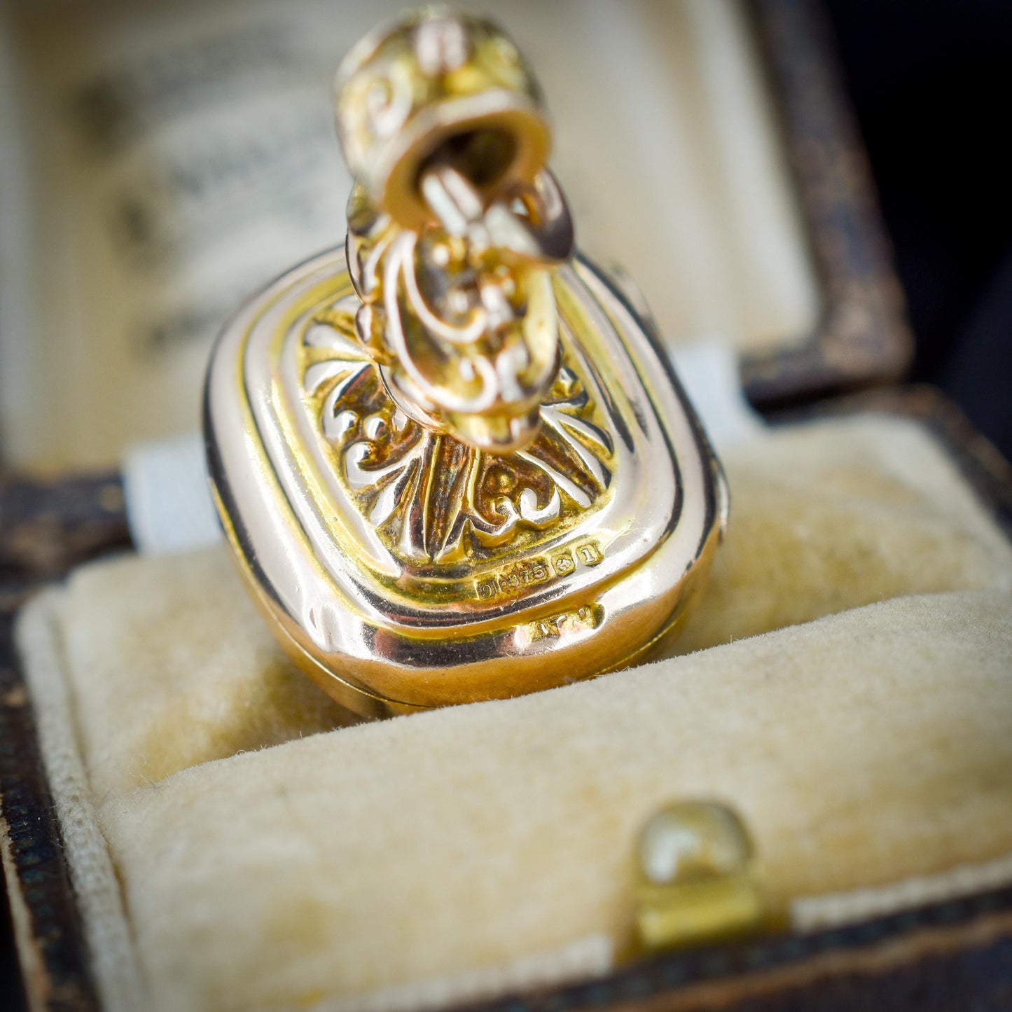 Antique Edwardian Carnelian 9ct Gold Locket Fob | Dated 1910