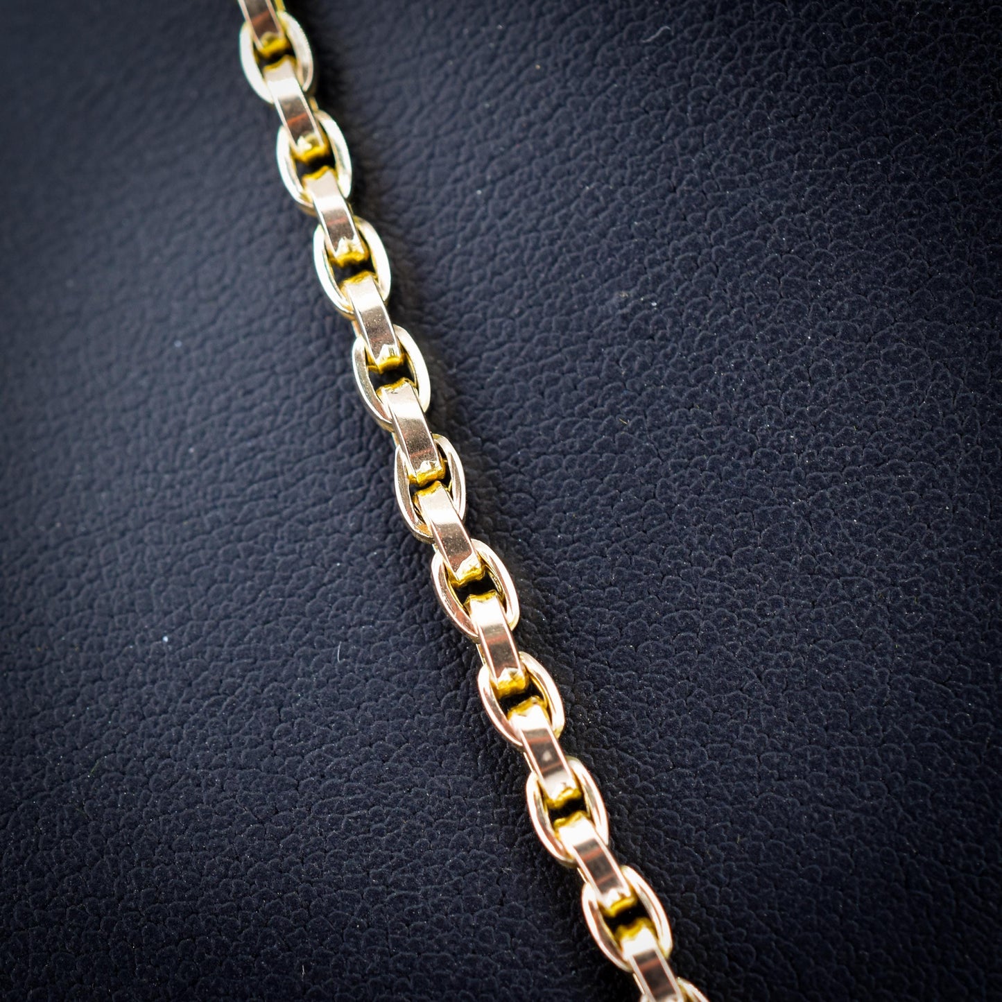 Antique Victorian 9ct Gold Oval Link Chain Necklace with Dog Clip | 20.25"