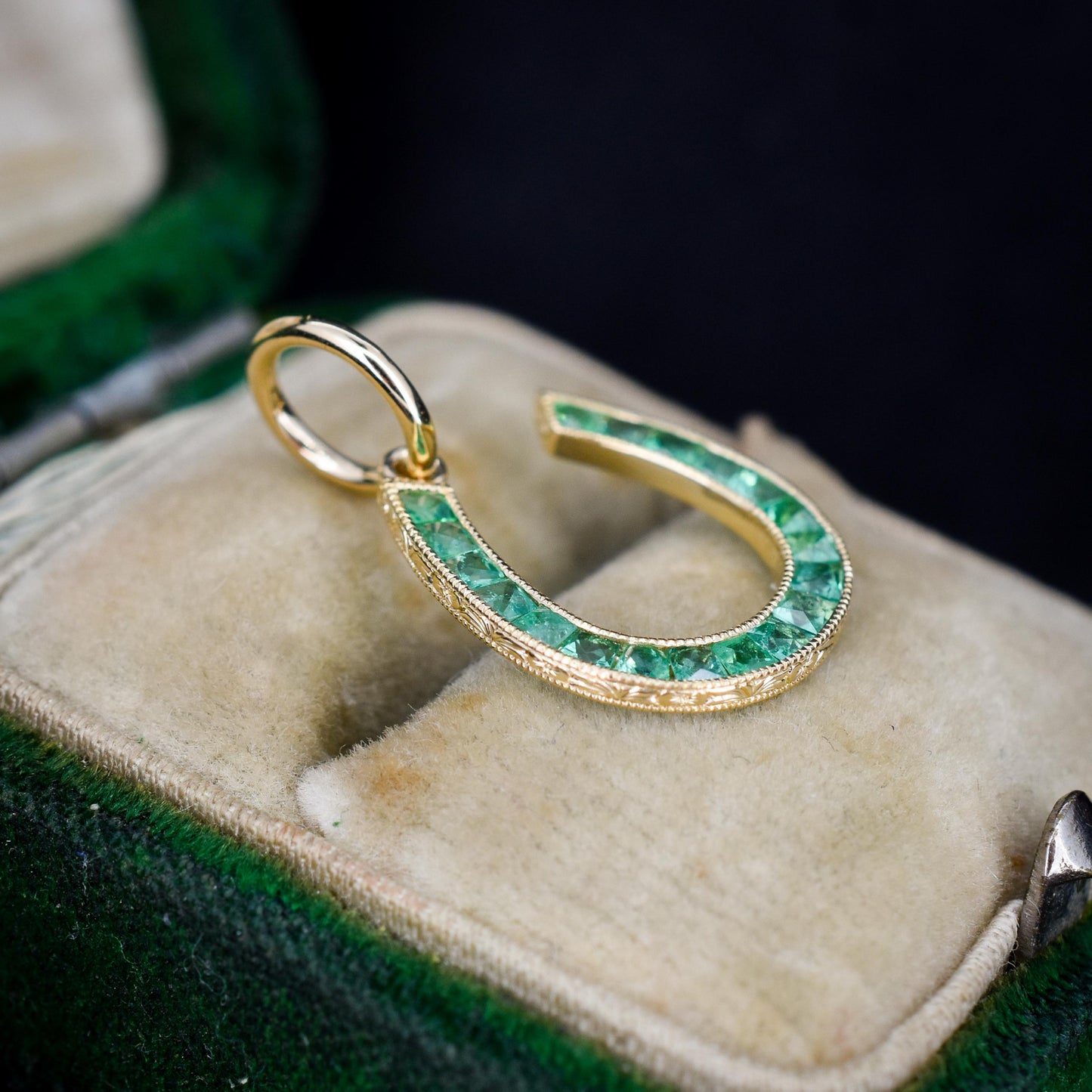0.40ct French Cut Emerald Horseshoe 18ct Gold Charm Pendant