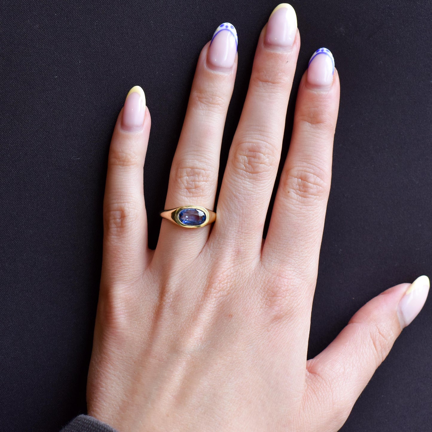 1.60ct Natural NO Heat Ceylon Blue Sapphire 18ct Gold Signet Ring Certified