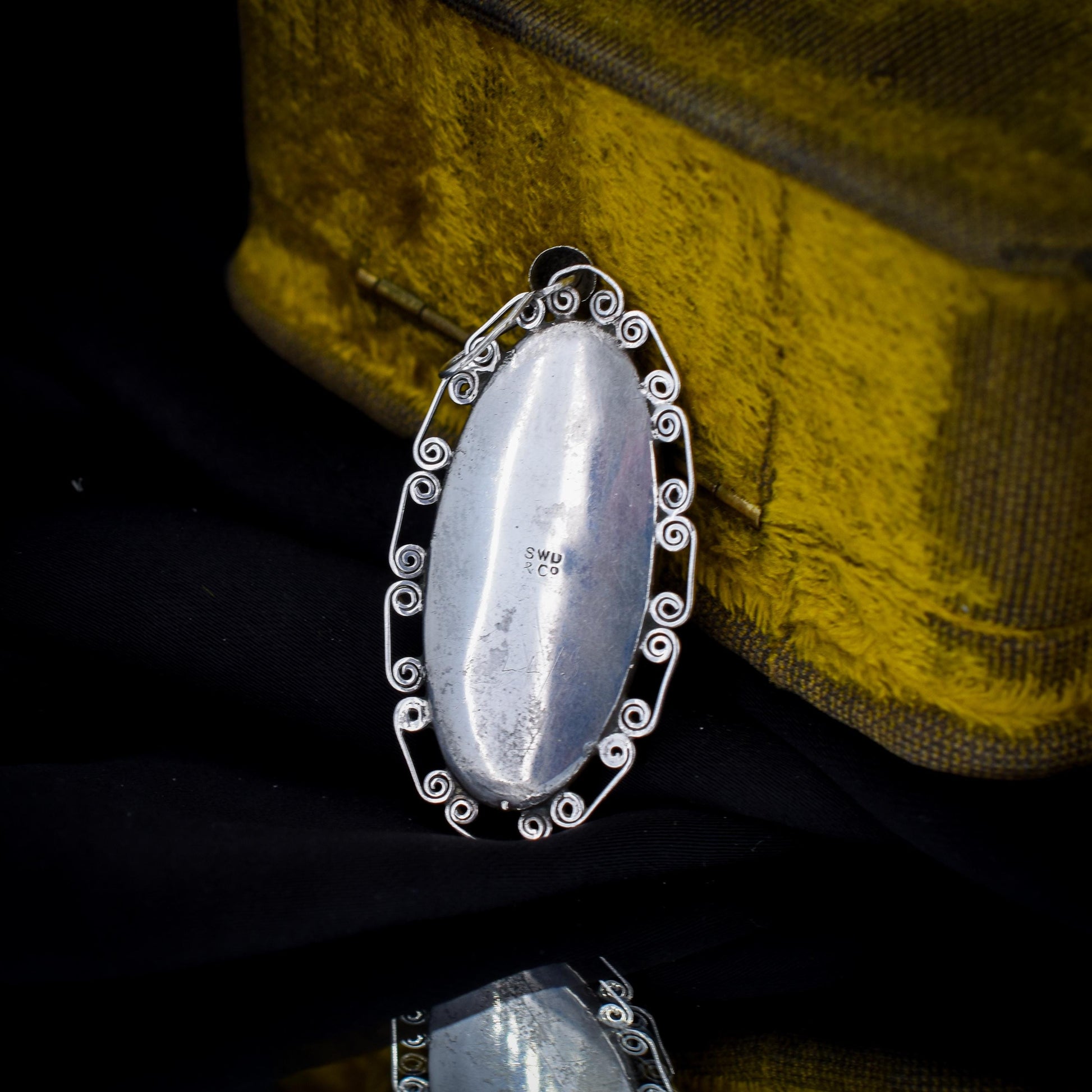 Art Deco Butterfly Wing Silver Long Oval Pendant | Antique