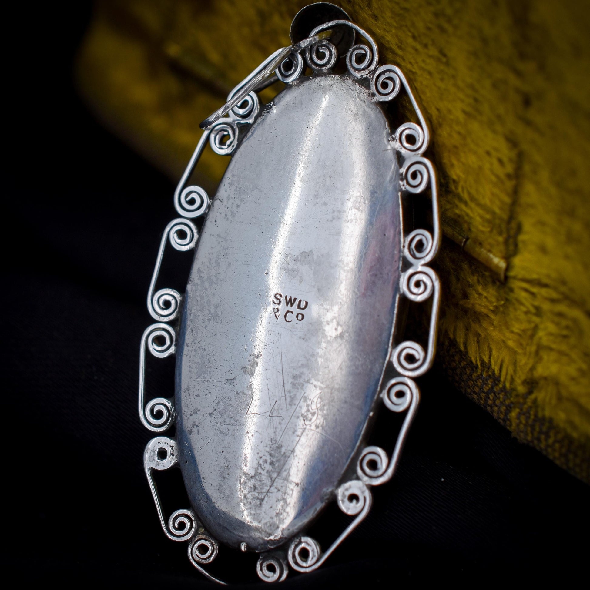 Art Deco Butterfly Wing Silver Long Oval Pendant | Antique