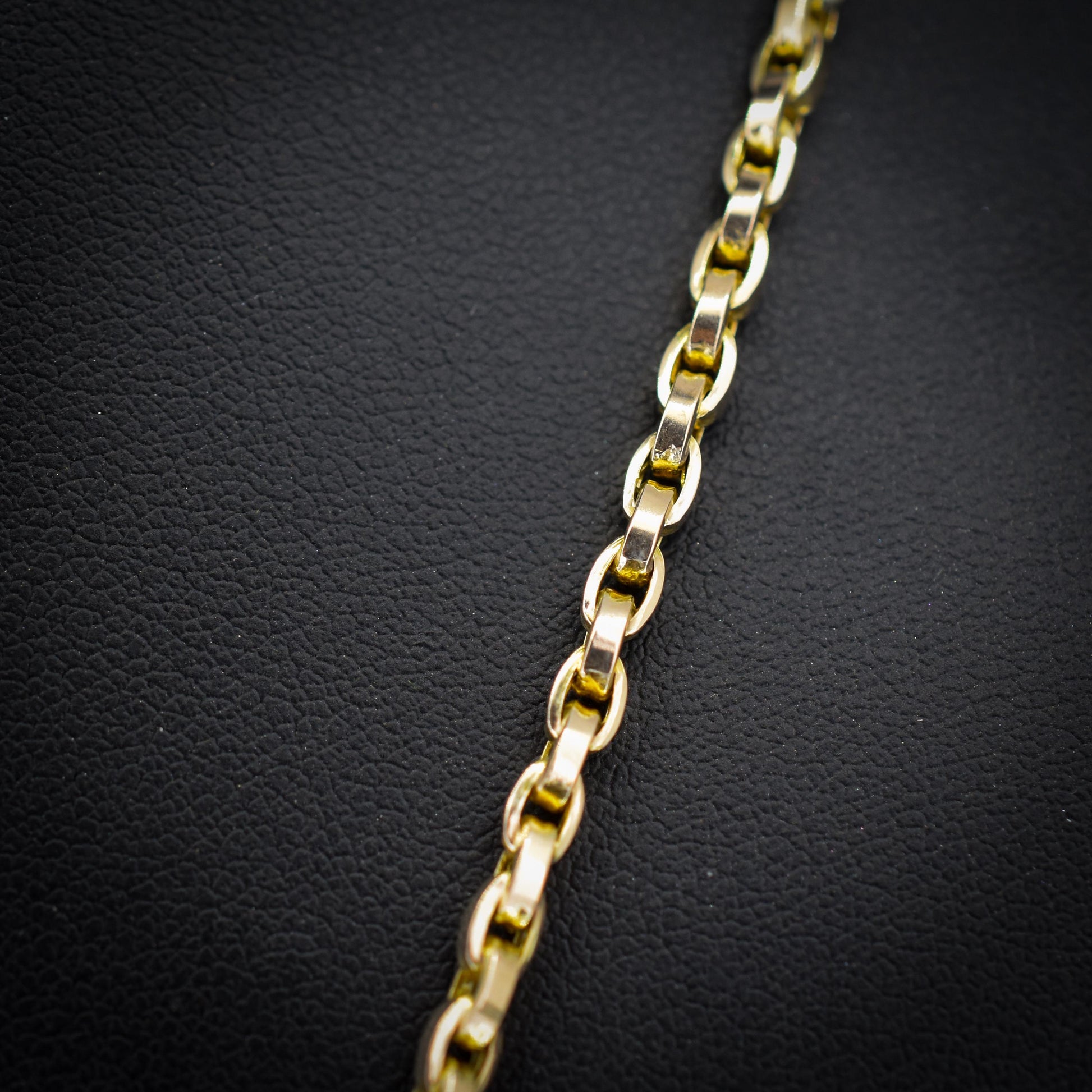 Antique Victorian 9ct Gold Oval Link Chain Necklace with Dog Clip | 20.5"