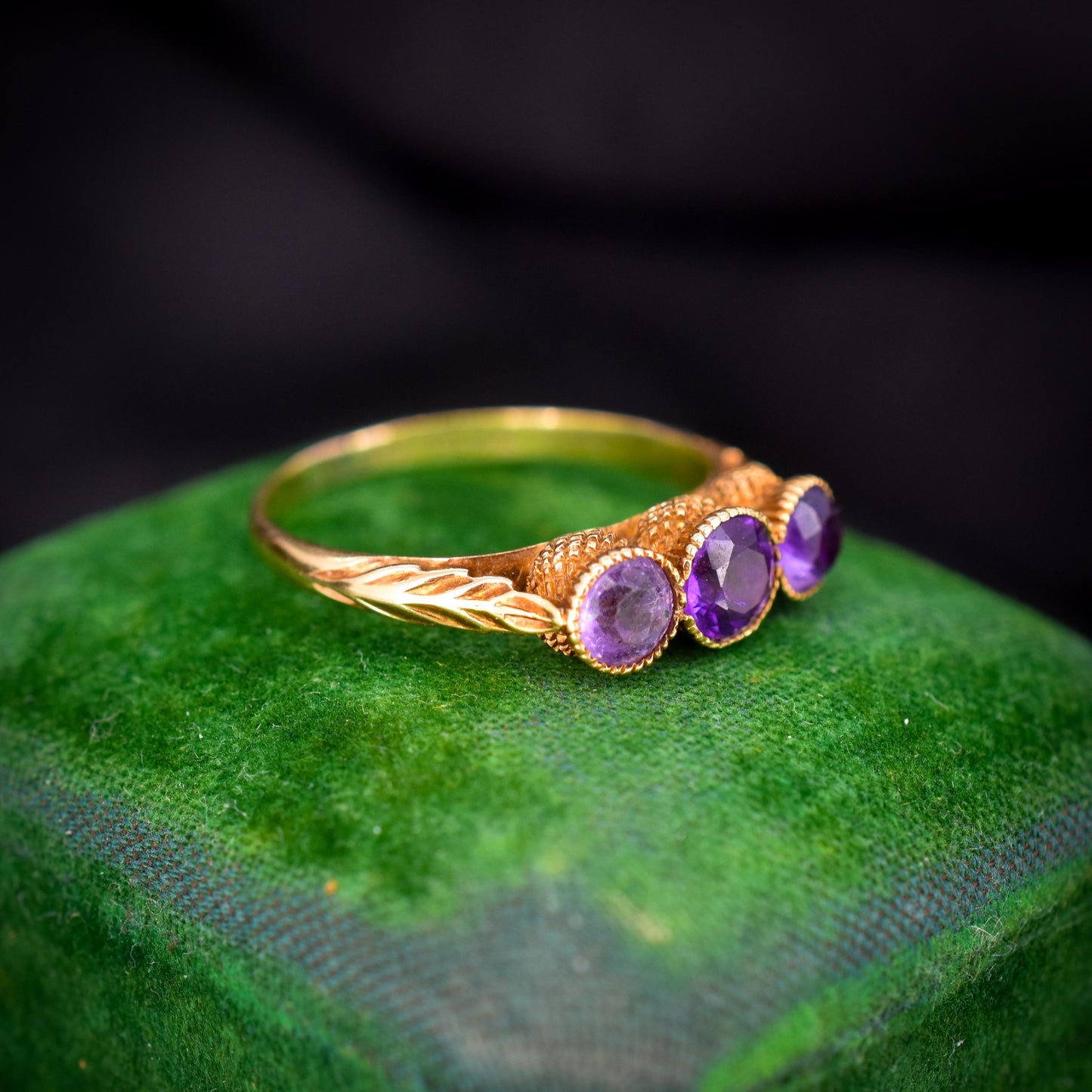 Antique Victorian Amethyst Three-Stone Scottish Thistle 18ct Gold Ring