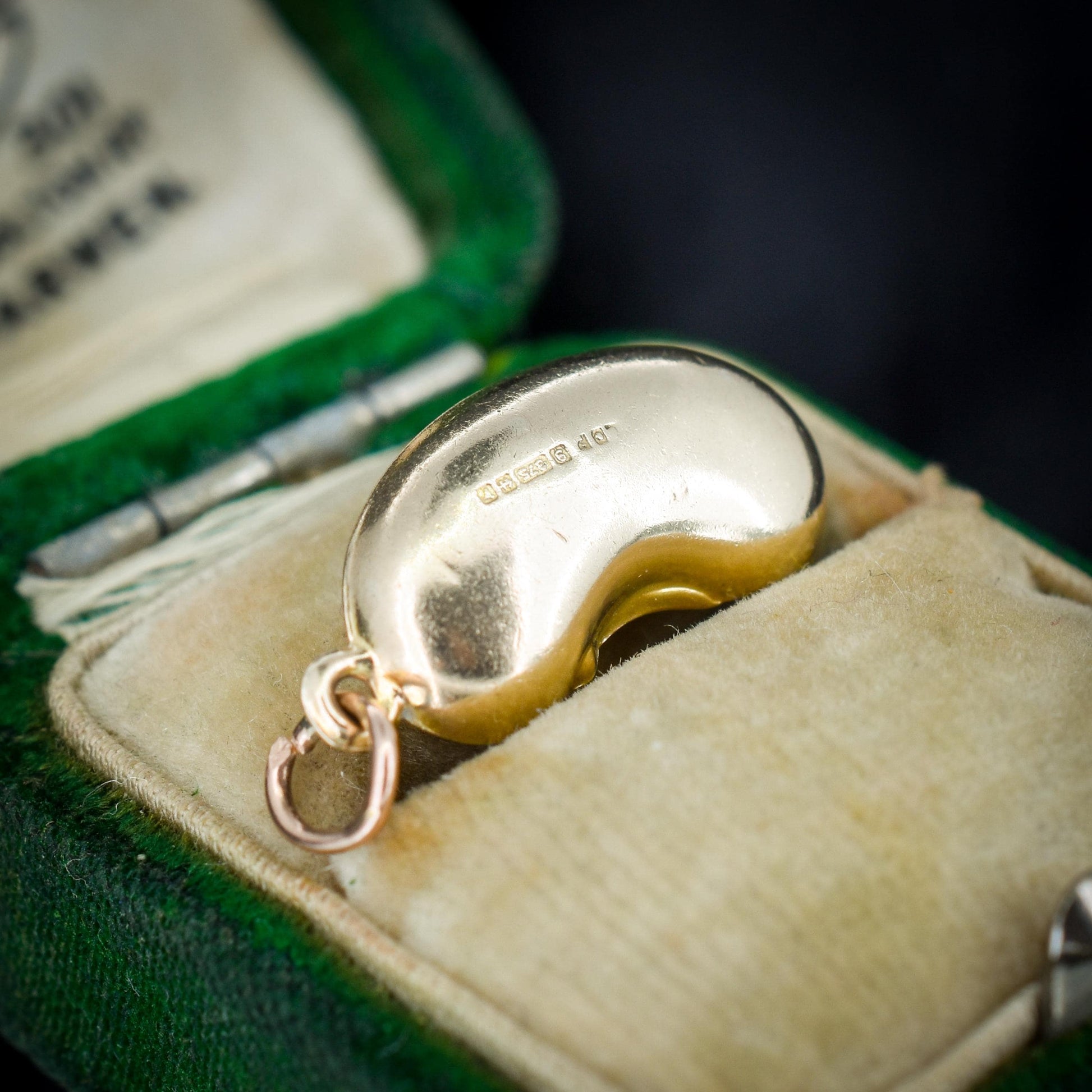 Vintage 9ct Yellow Gold Lucky Bean Charm Pendant | Birimingham 1970