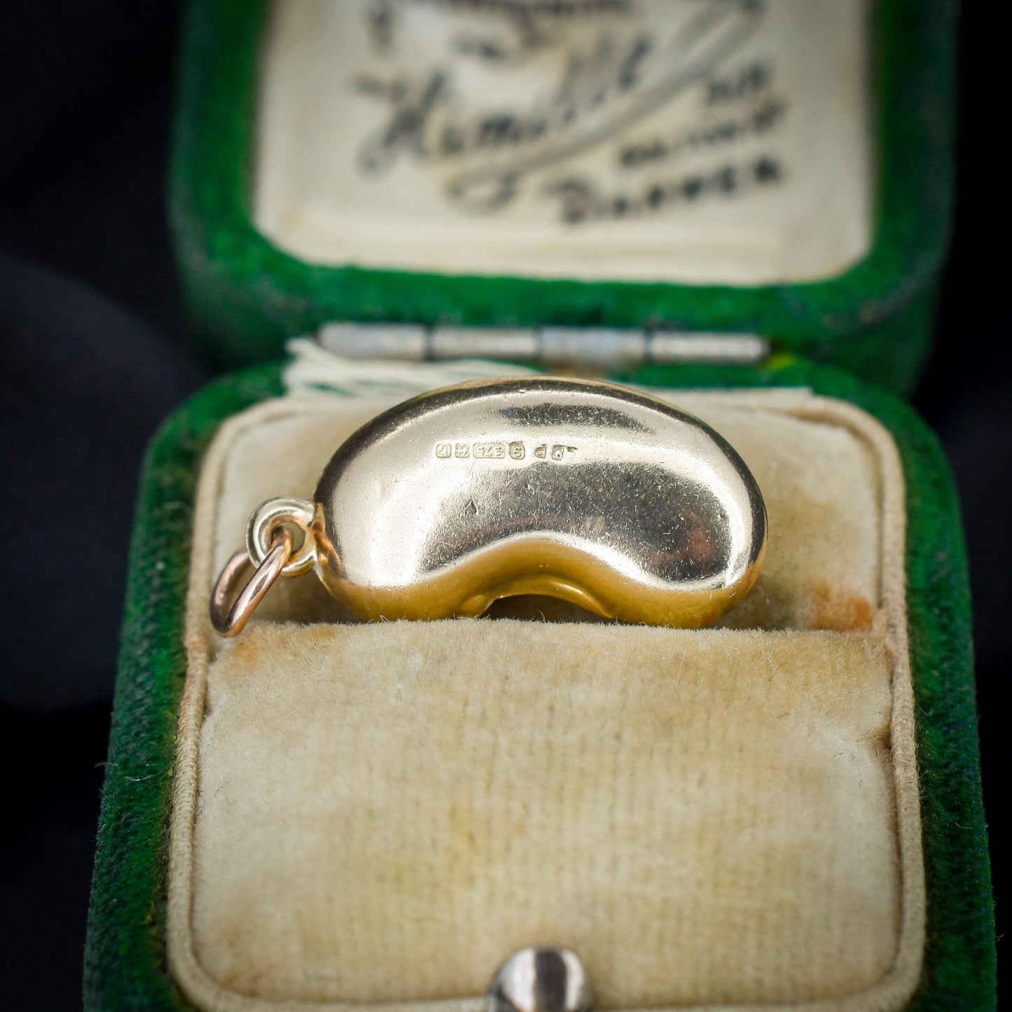 Vintage 9ct Yellow Gold Lucky Bean Charm Pendant | Birimingham 1970