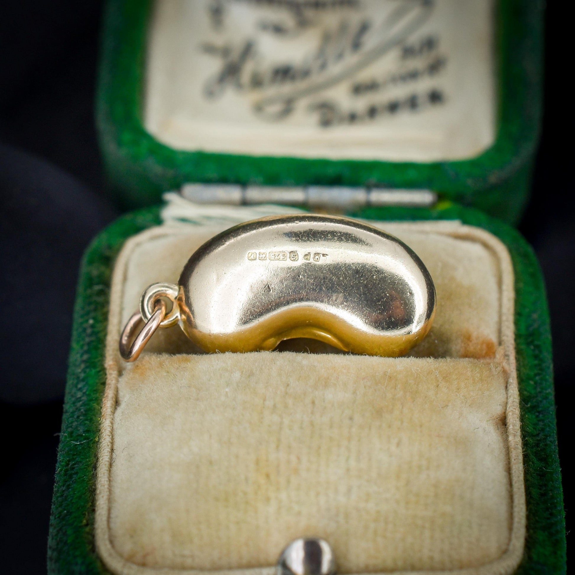 Vintage 9ct Yellow Gold Lucky Bean Charm Pendant | Birimingham 1970