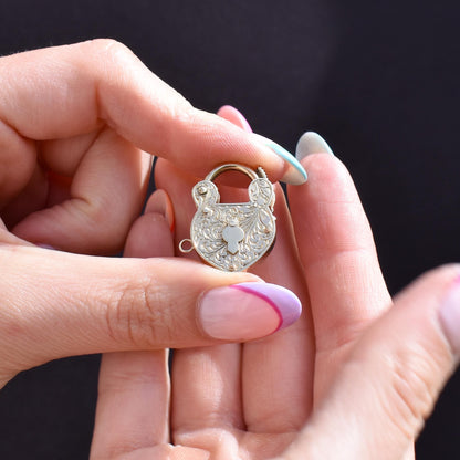 Vintage 9ct Yellow Gold Engraved Lock and Key Padlock Charm