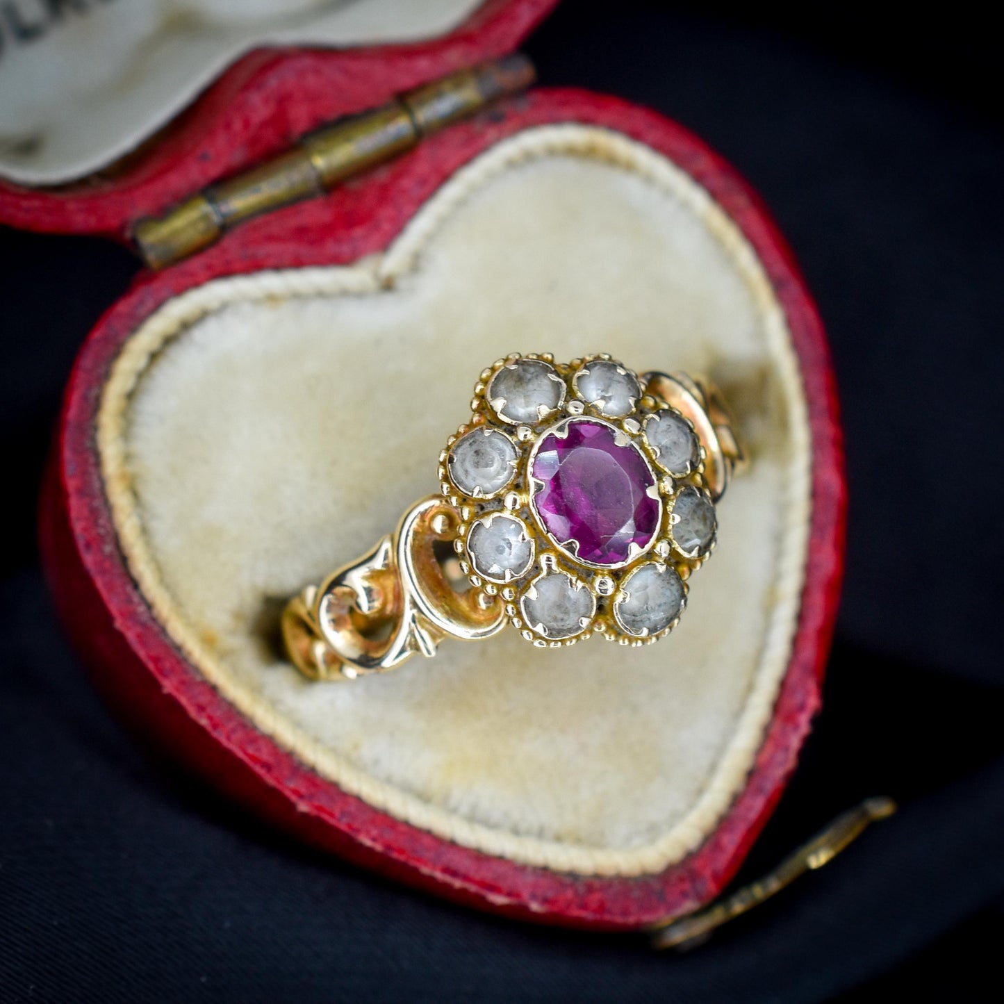 Antique Victorian Garnet and Chrysoberyl 15ct Gold Ring