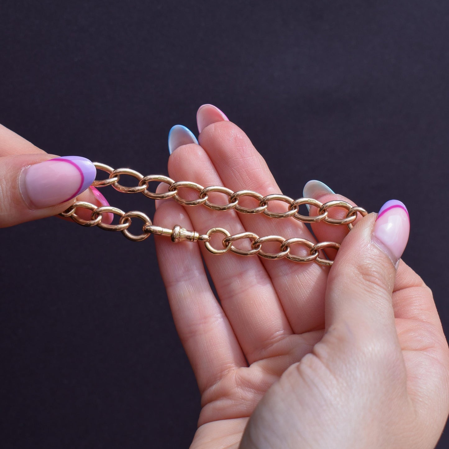 Antique 15ct Gold Oval Curb Bracelet with Dog Clip | 8"