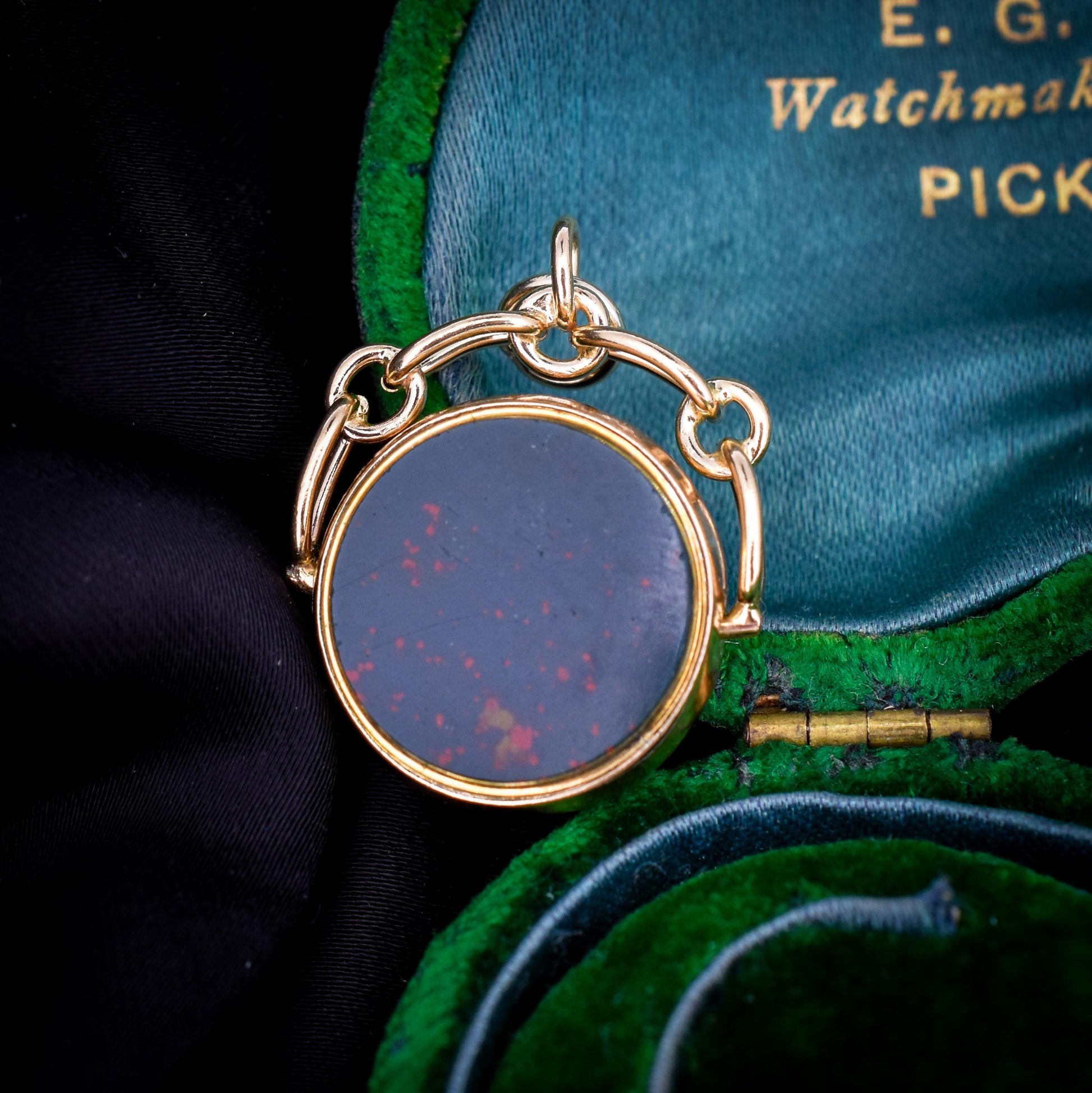 Antique Bloodstone and Carnelian 9ct Gold Spinning Swivel Fob Pendant | Dated 1889
