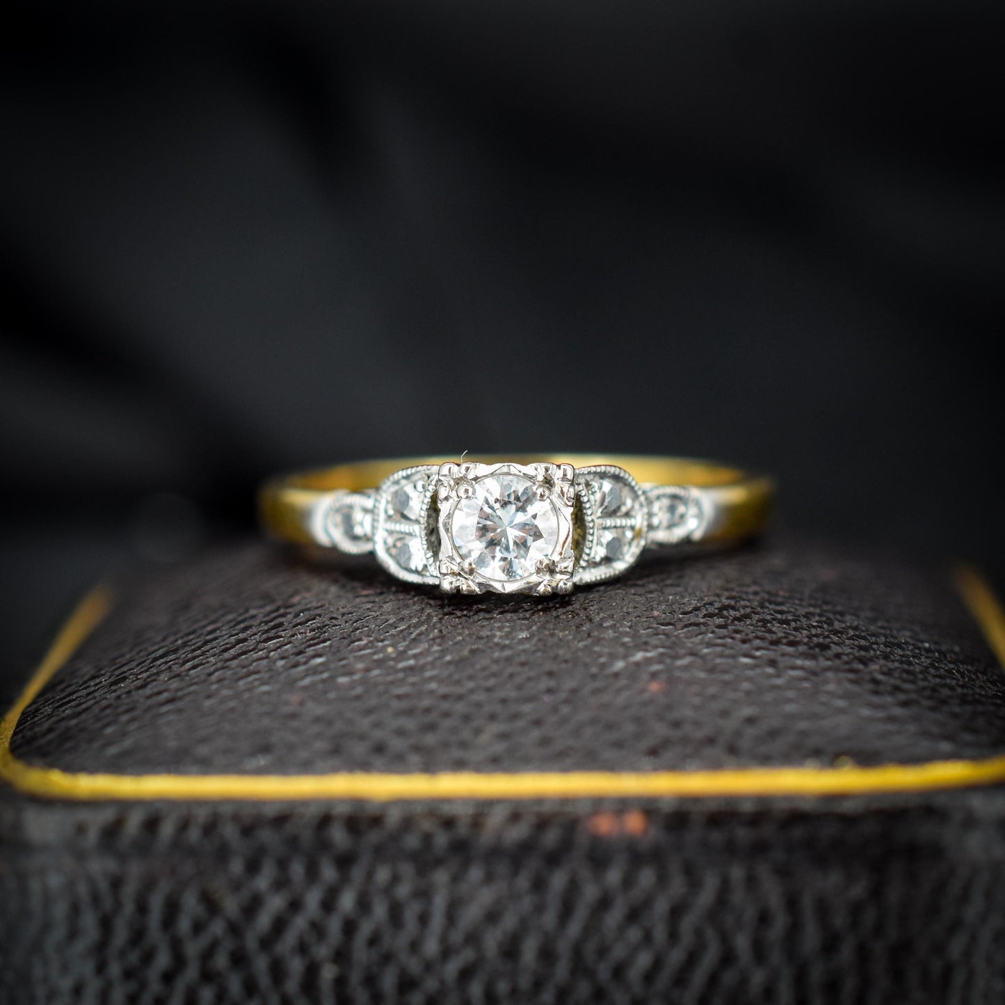 Antique 0.20ct Diamond Square Solitaire 18ct Gold Engagement Ring - Art Deco