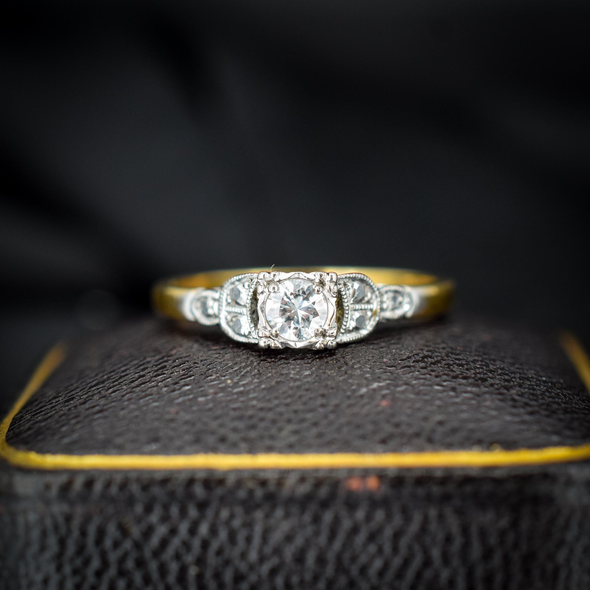 Antique 0.20ct Diamond Square Solitaire 18ct Gold Engagement Ring - Art Deco