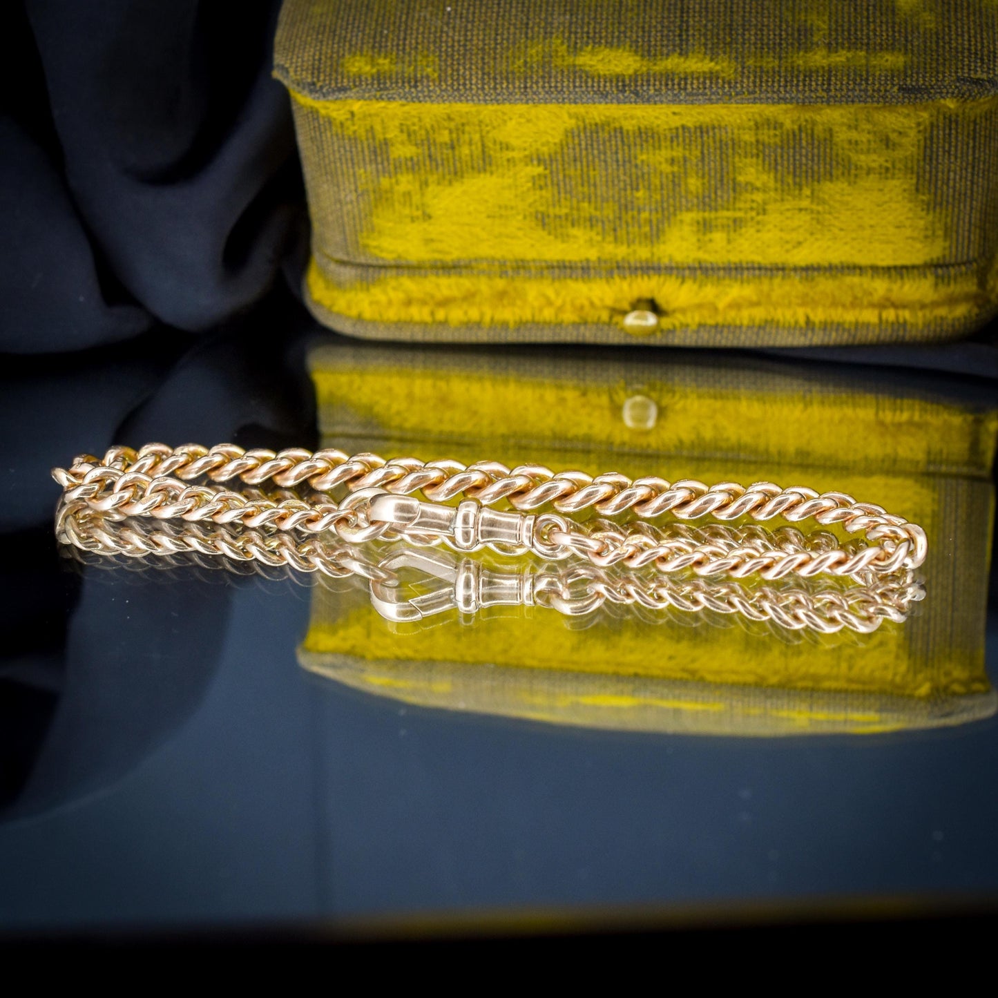 Antique 9ct Gold Curb Link Dog Clip Bracelet | 7.75"