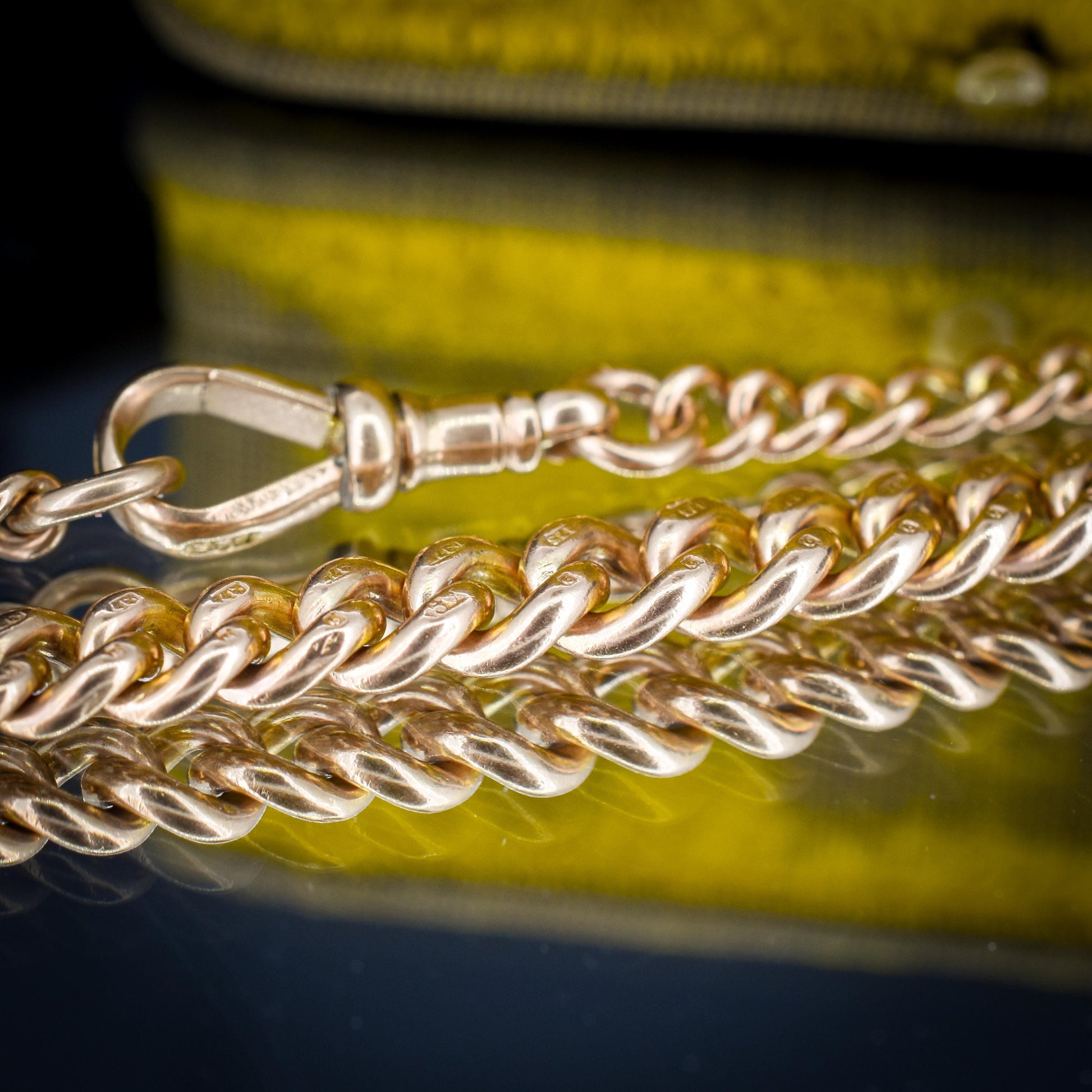 Antique 9ct Gold Curb Link Dog Clip Bracelet | 7.75"