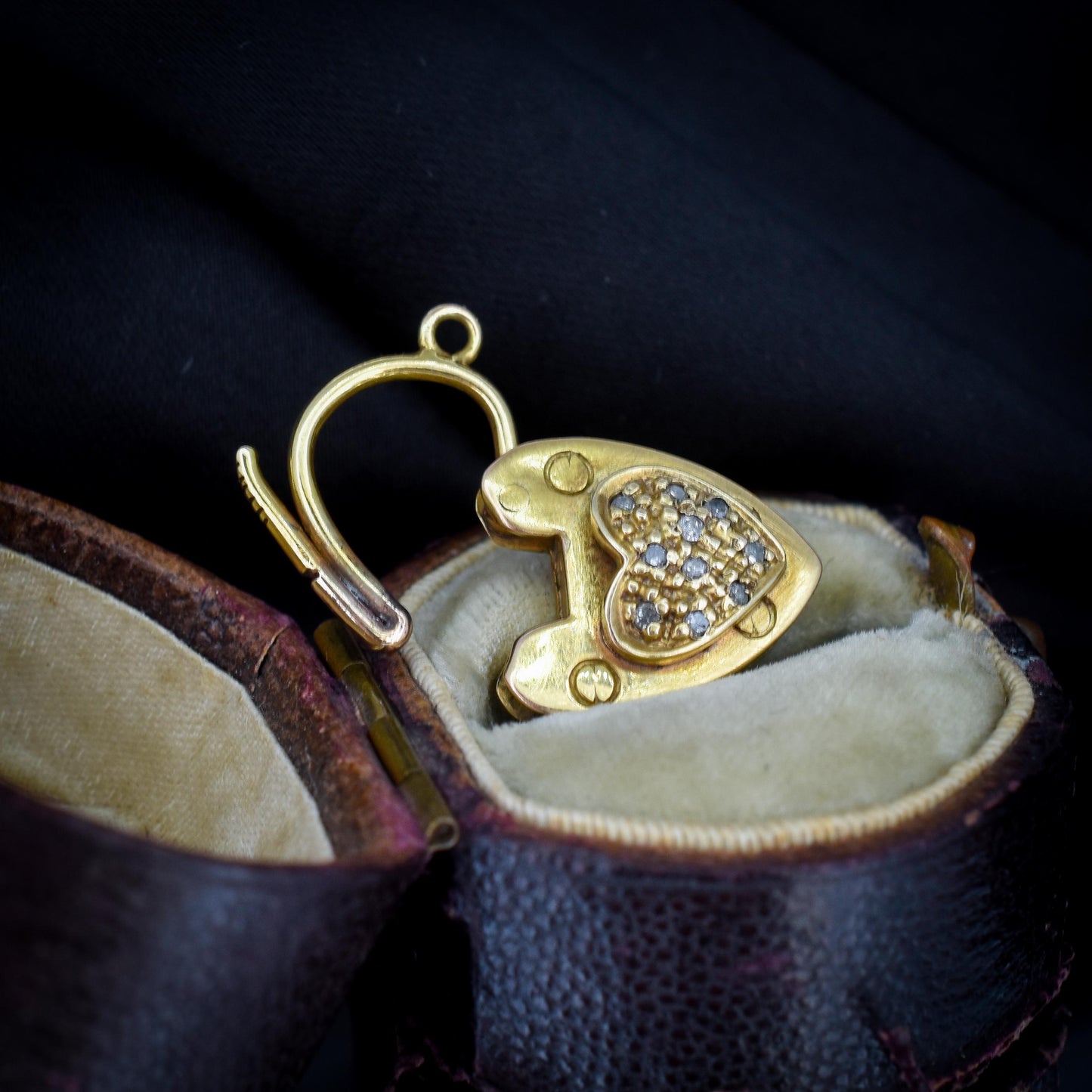 Antique '1907' 9ct Gold Diamond Heart Padlock Charm Pendant