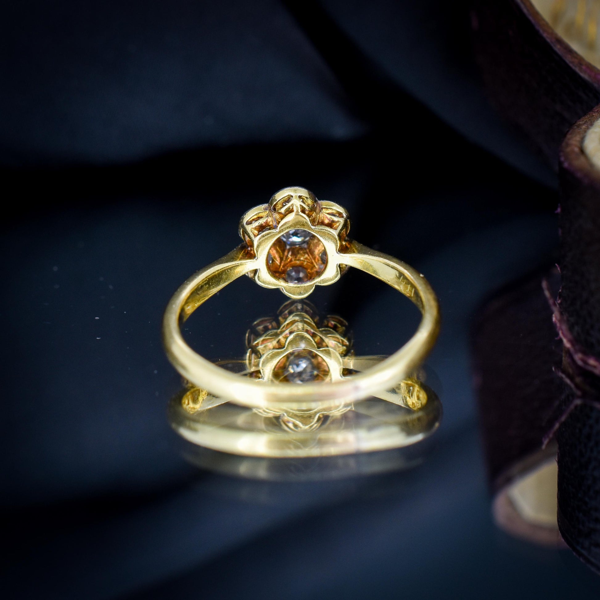 Antique Diamond Cluster Daisy 18ct Gold and Platinum Ring