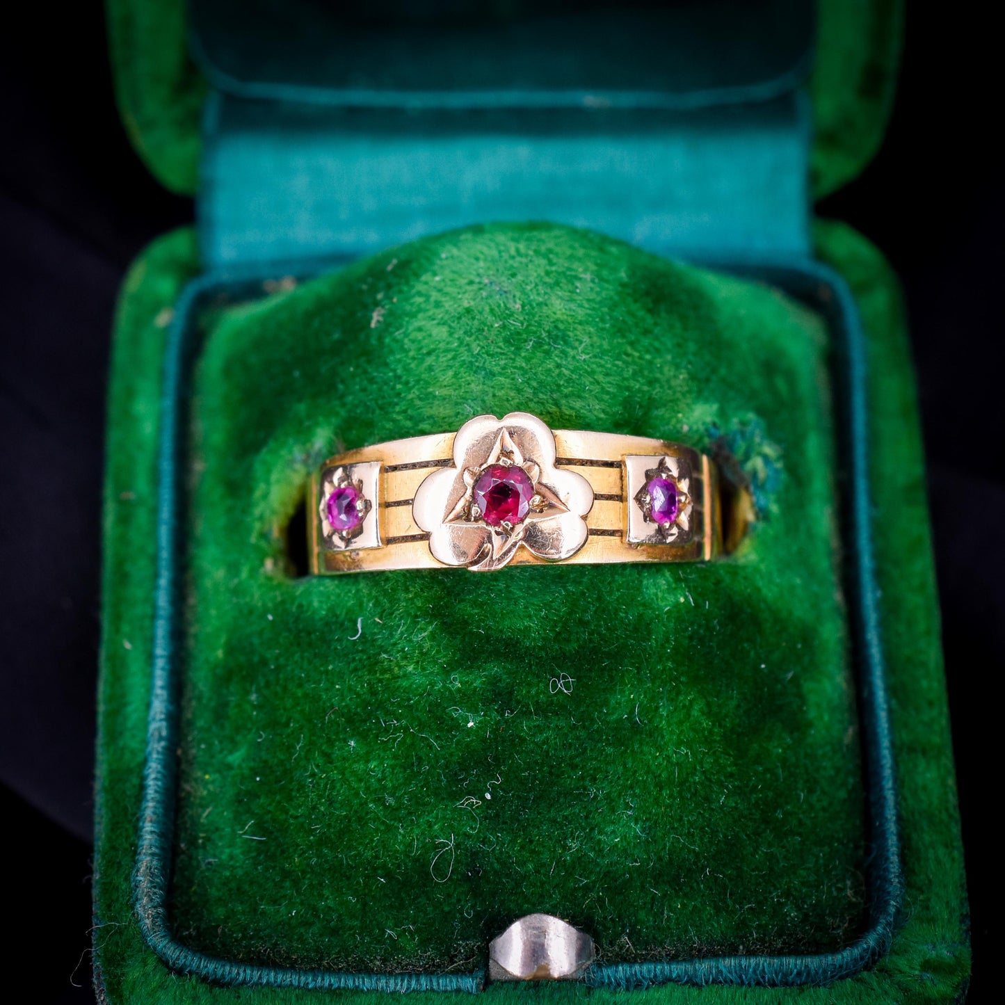 Antique Ruby Three Stone 15ct Gold Clover Gypsy Ring | Birmingham 1885
