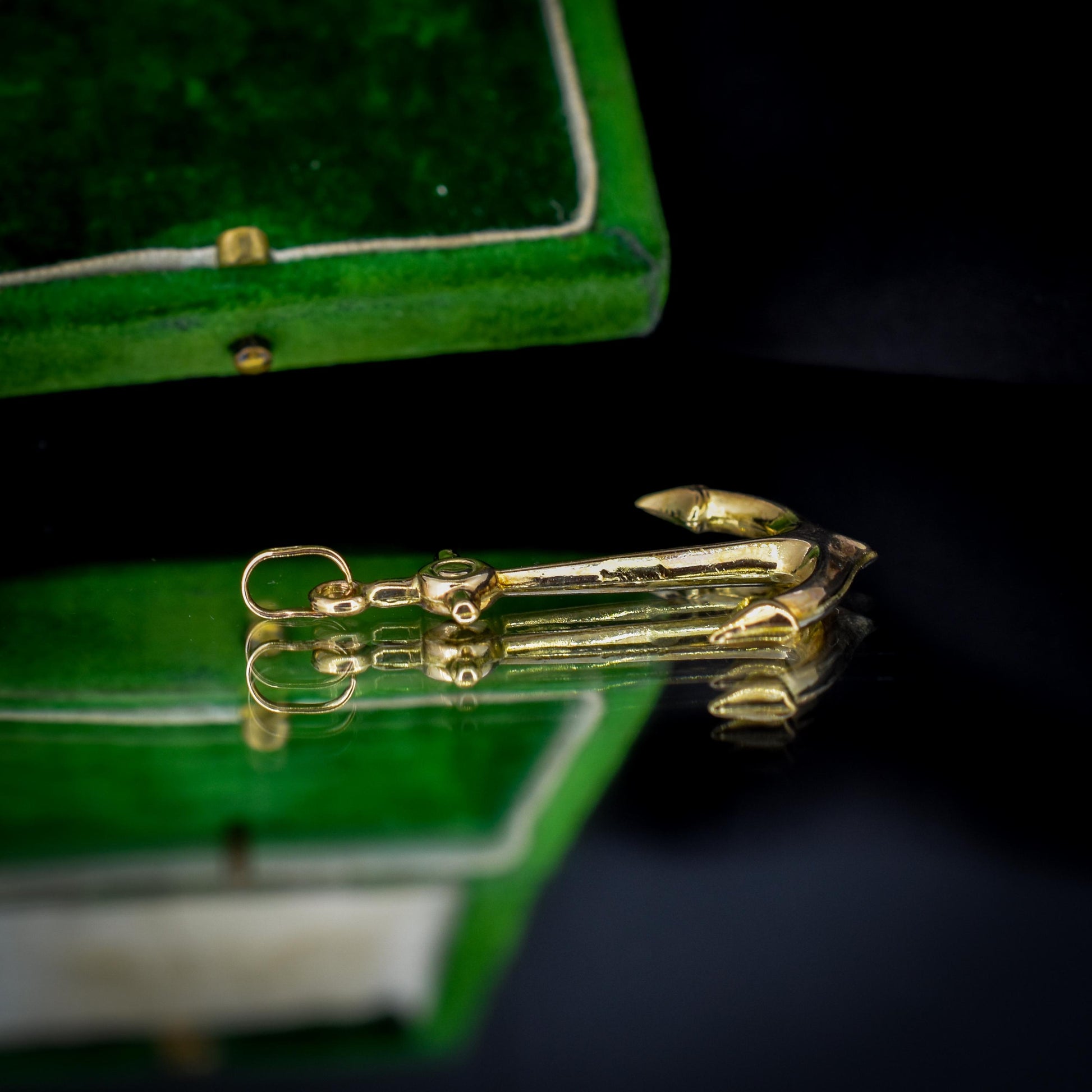 Vintage 9ct Yellow Gold Large Anchor Nautical Pendant