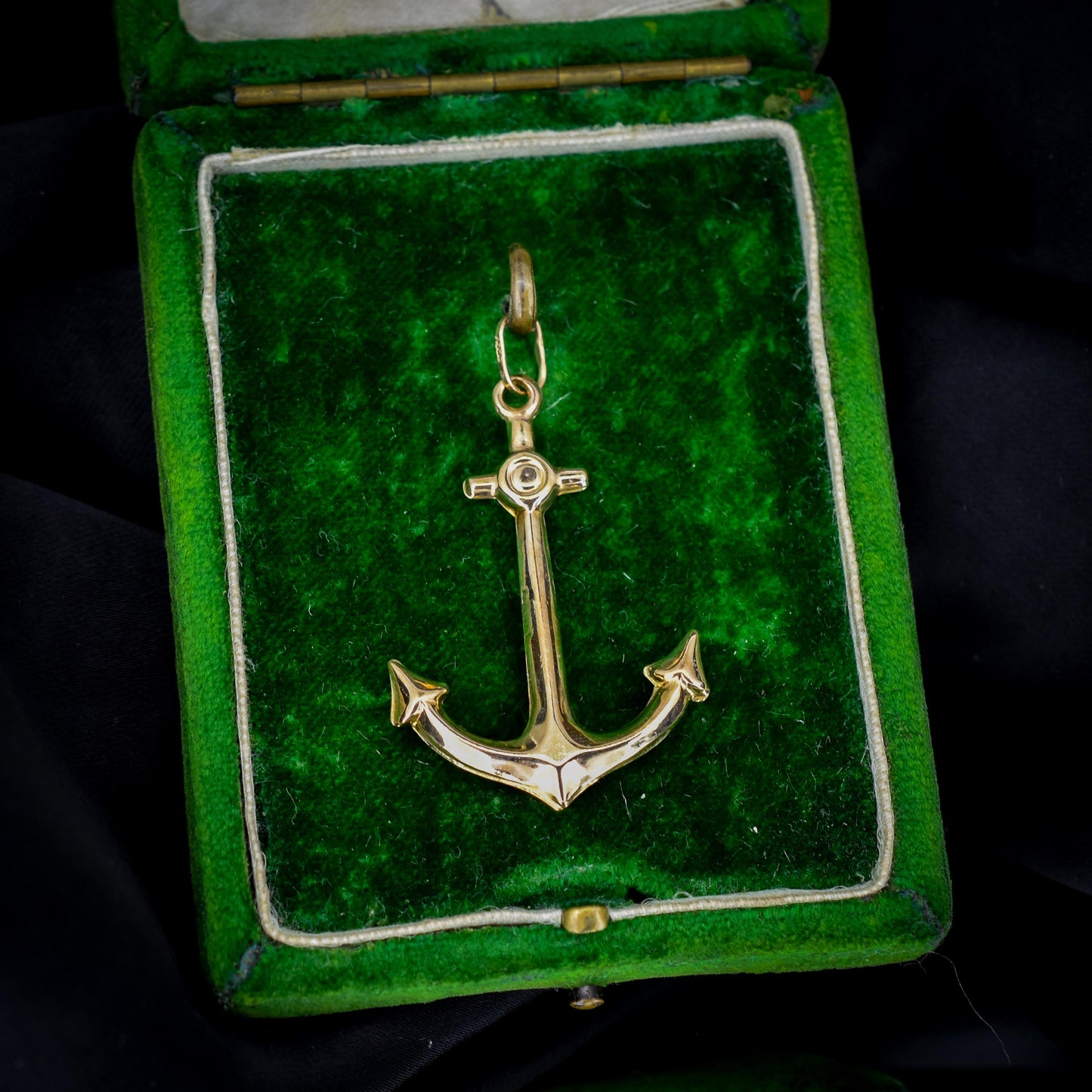 Vintage 9ct Yellow Gold Large Anchor Nautical Pendant