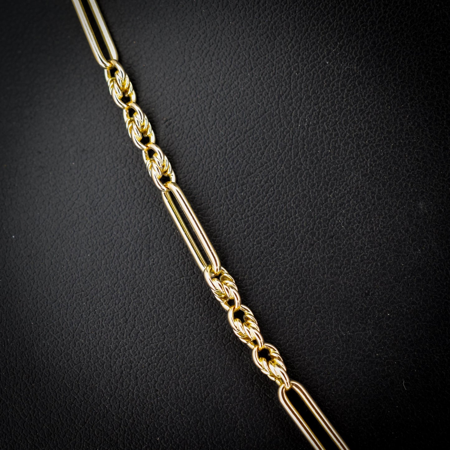 Antique 15ct Yellow Gold Trombone and Love Knot Chain Necklace with Dog Clip | 20.75"