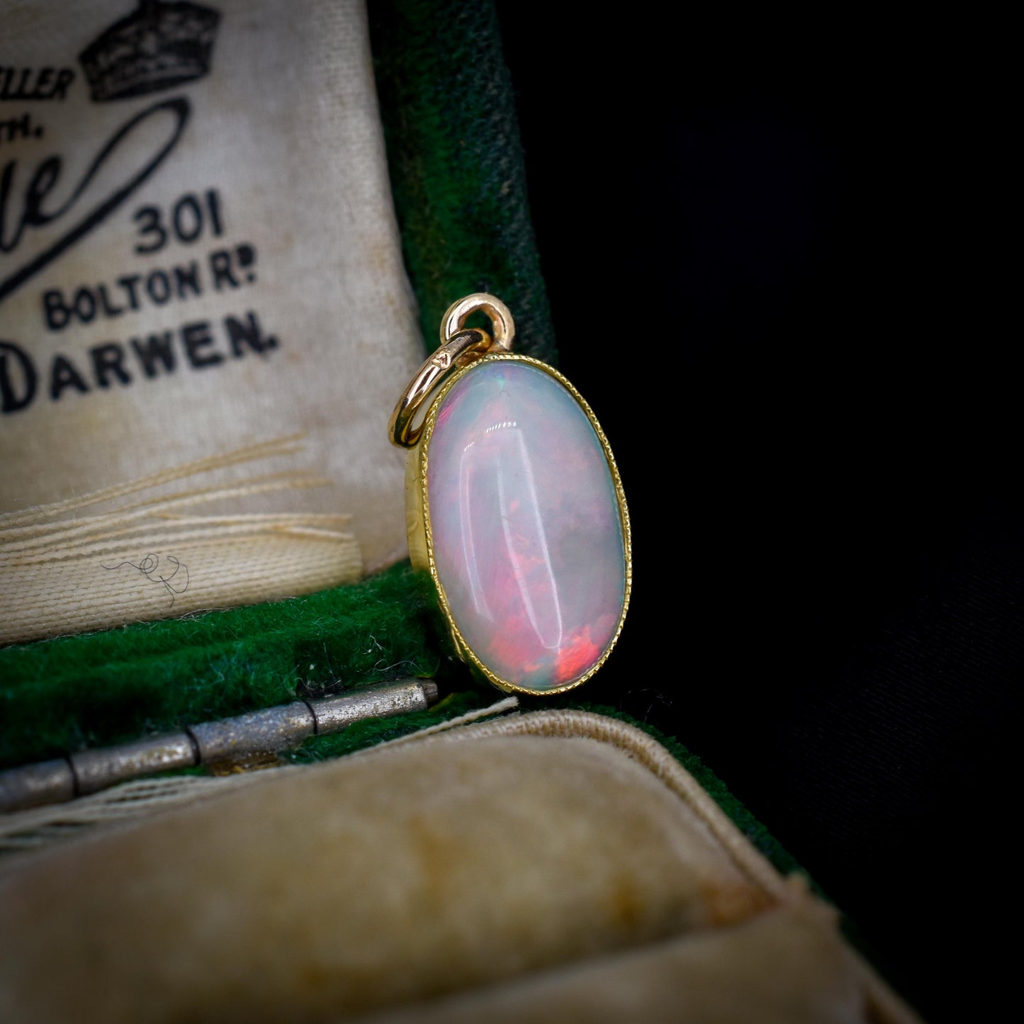 Antique 15ct Gold 1.55ct Natural Solid Opal Oval Charm Pendant