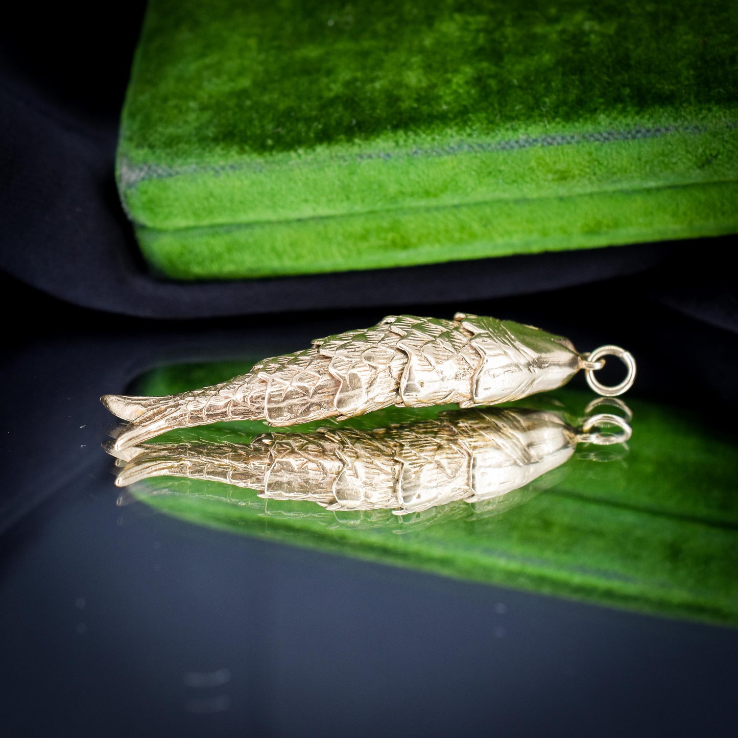 Vintage 9ct Gold Large Articulated Fish Charm Pendant