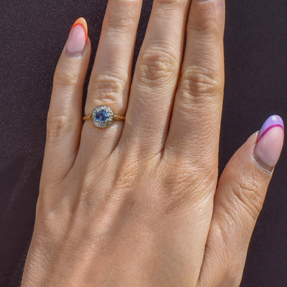 Vintage Blue Sapphire and Diamond Round Cluster Halo 18ct Gold Ring