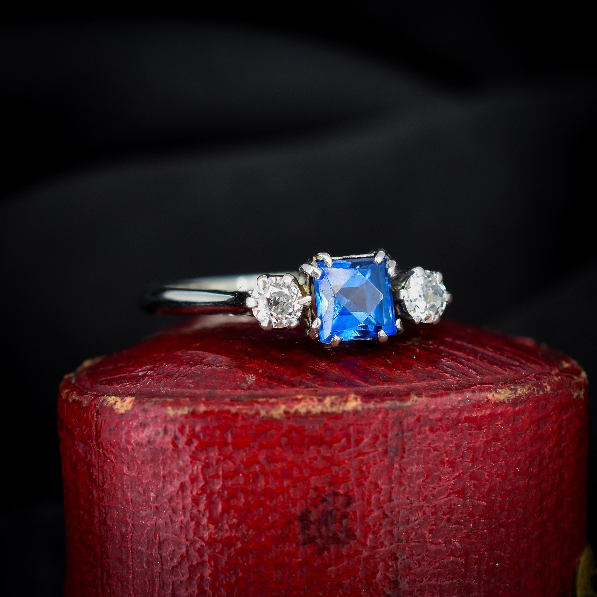 Art Deco Blue Sapphire and Diamond 18ct White Gold and Platinum Ring