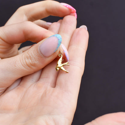 Vintage 9ct Yellow Gold Swallow Bird Heart Charm Pendant